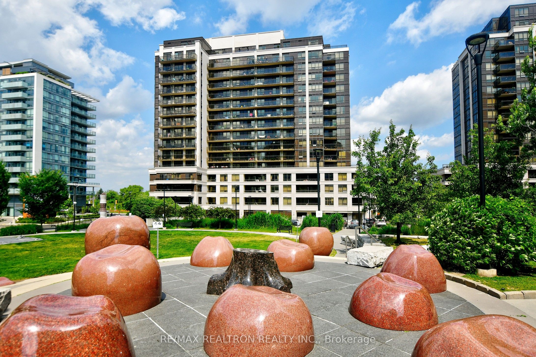 1 De Boers Drive 814, Toronto, ON L4J 6X1 photo 4