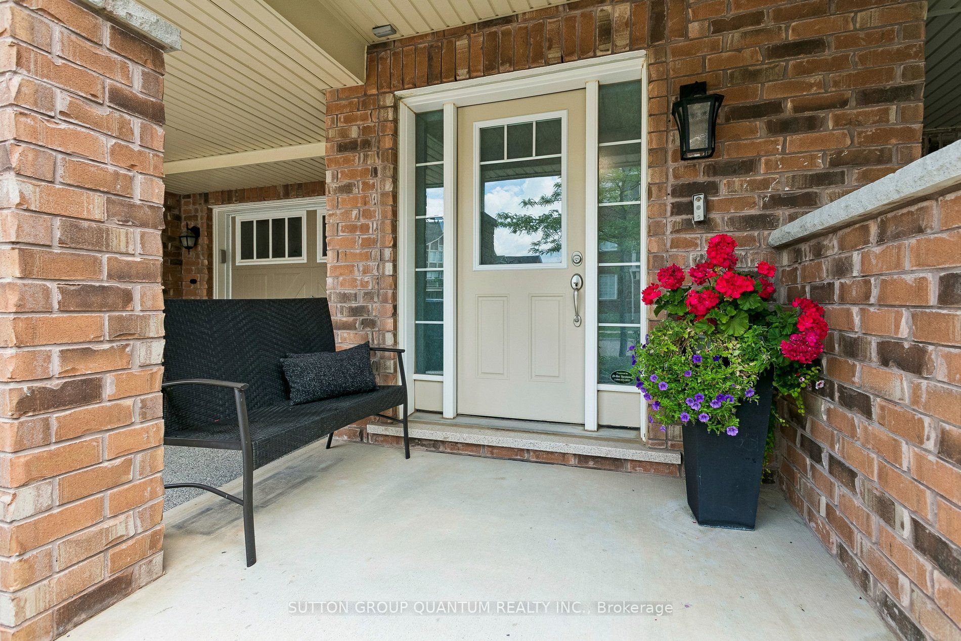 1571 Leblanc Court, Milton, ON L9E 0A3 photo 4
