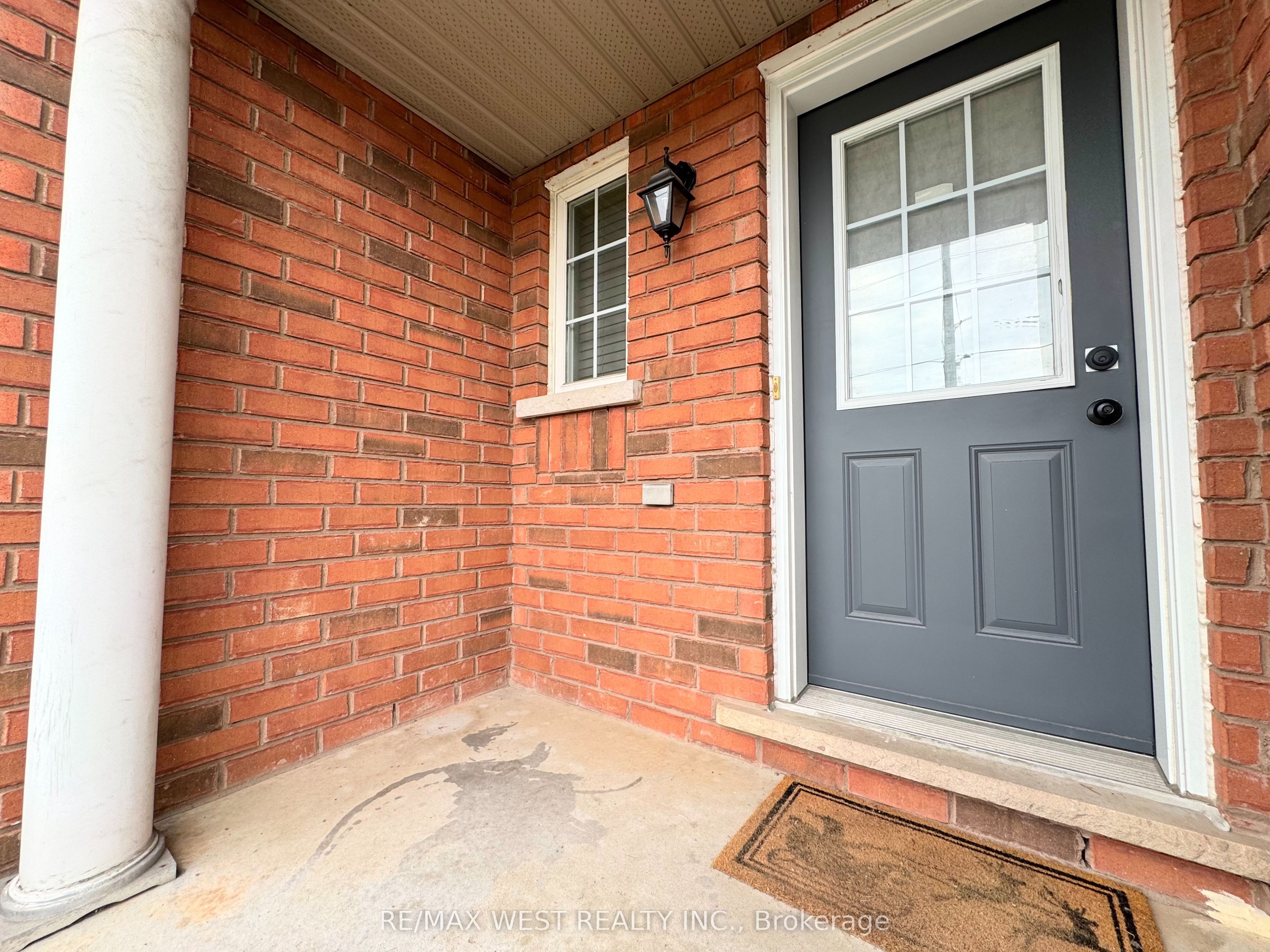 525 Novo Star Drive 120, Mississauga, ON L5W 1X9 photo 3
