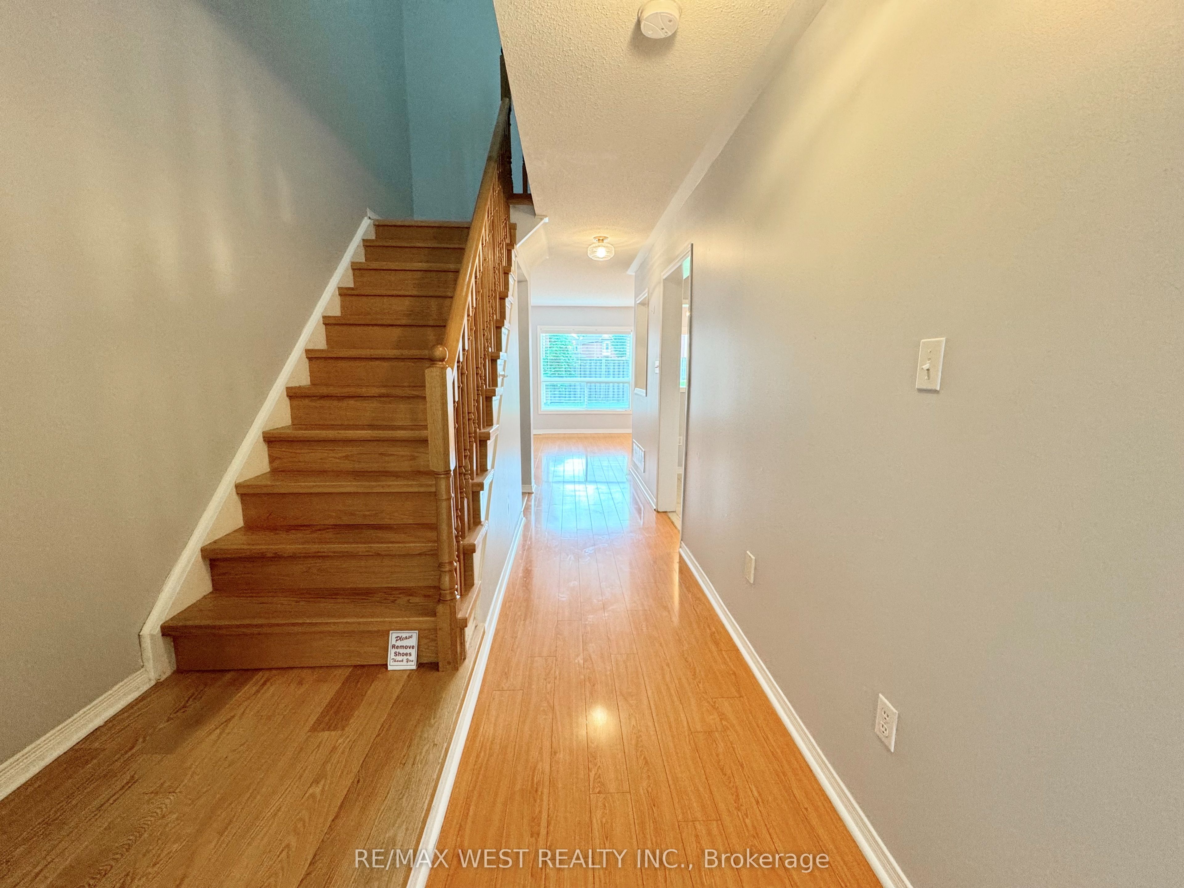 525 Novo Star Drive 120, Mississauga, ON L5W 1X9 photo 5