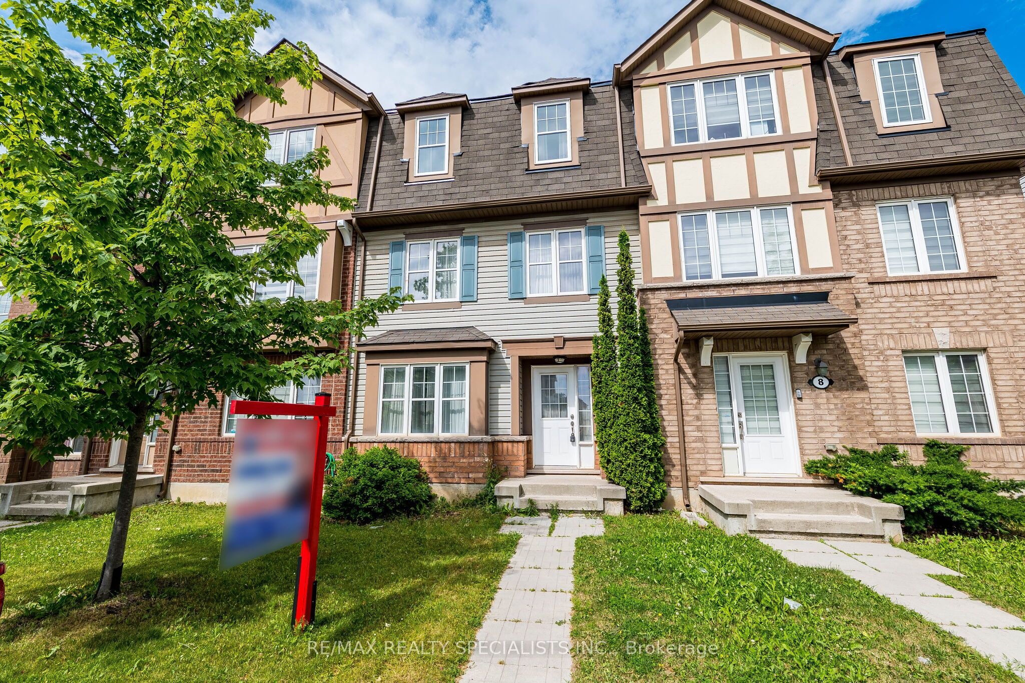 6 Agricola Road, Brampton, ON L7A 0T9 photo 2