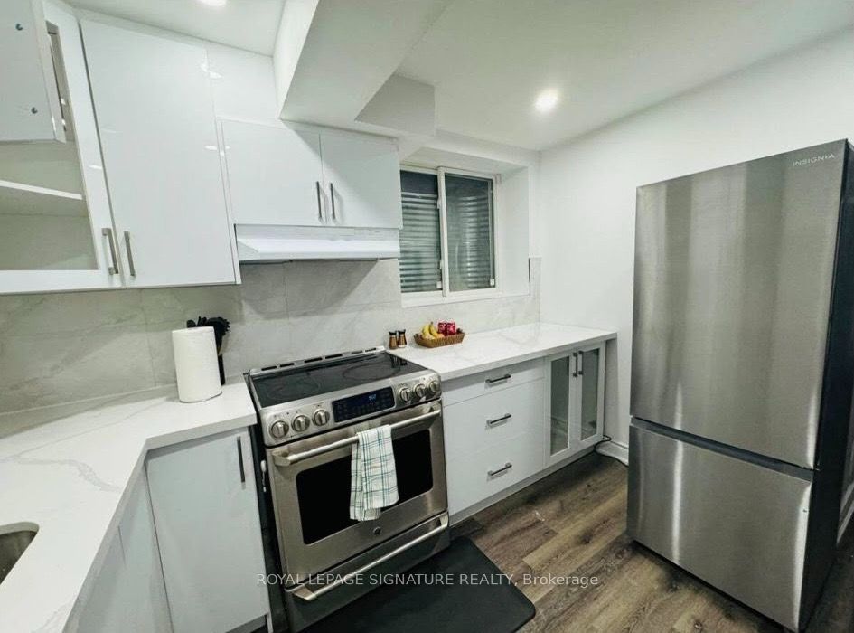 83 Sunridge Street Bsmt, Brampton, ON L7A 1J7 photo 2