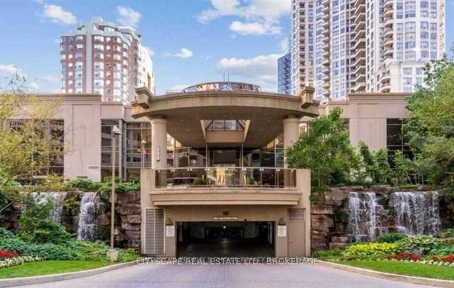 3880 Duke Of York Boulevard 1806, Mississauga, ON L5B 4M7 photo 2
