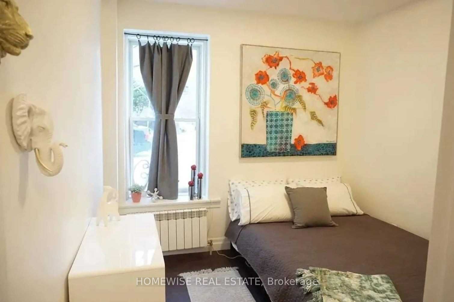 1 Triller Avenue 103, Toronto, ON M6K 3B7 photo 4