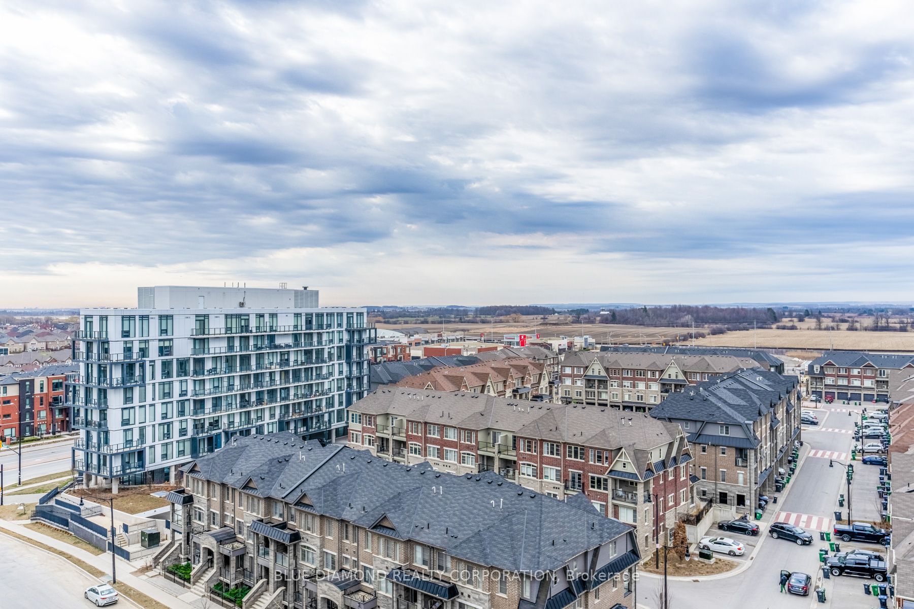 225 VETERANS Drive 908, Brampton, ON L7A 5L7 photo 4