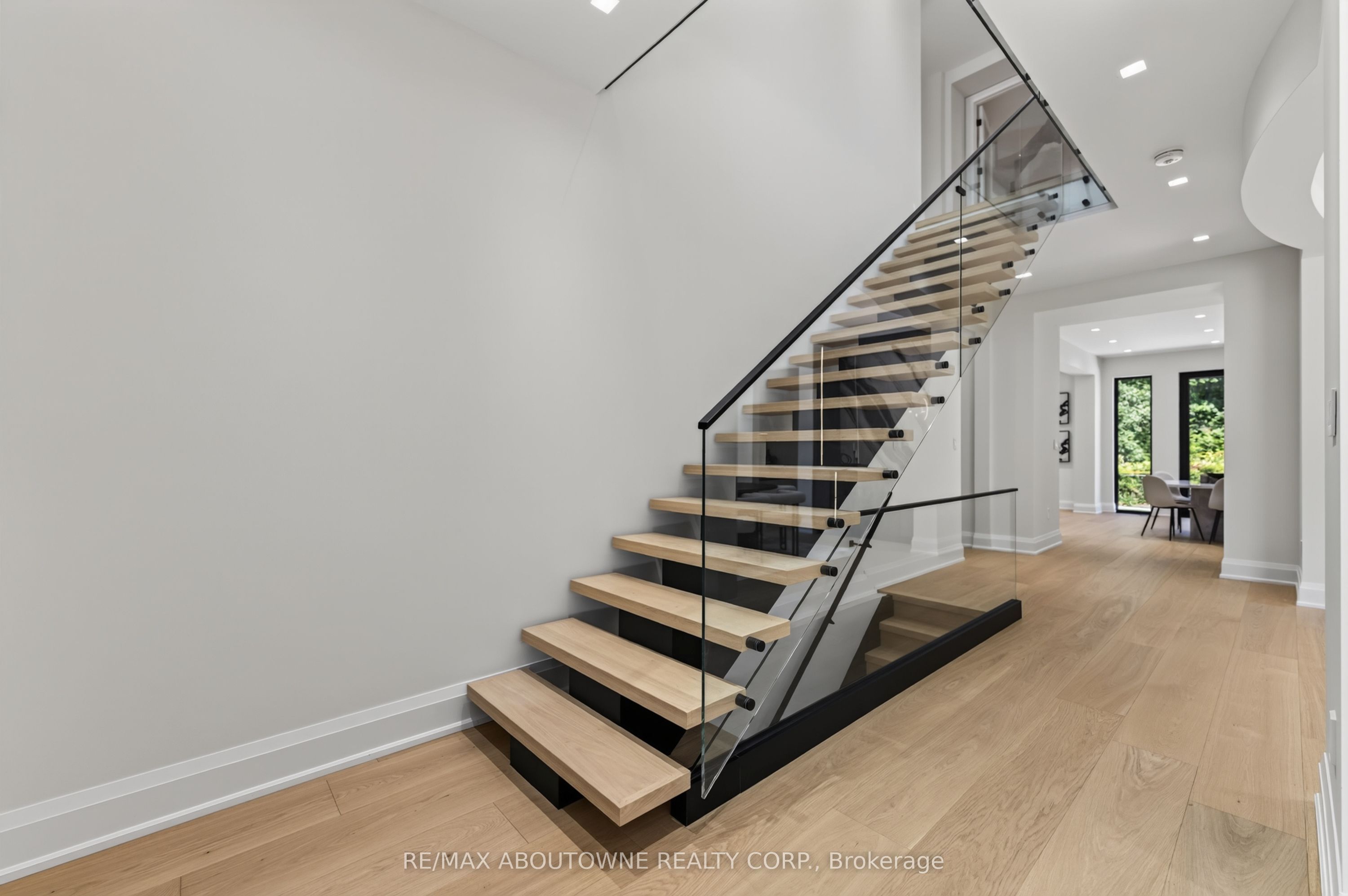 197 Polly Drive, Oakville, ON L6M 5K2 photo 5