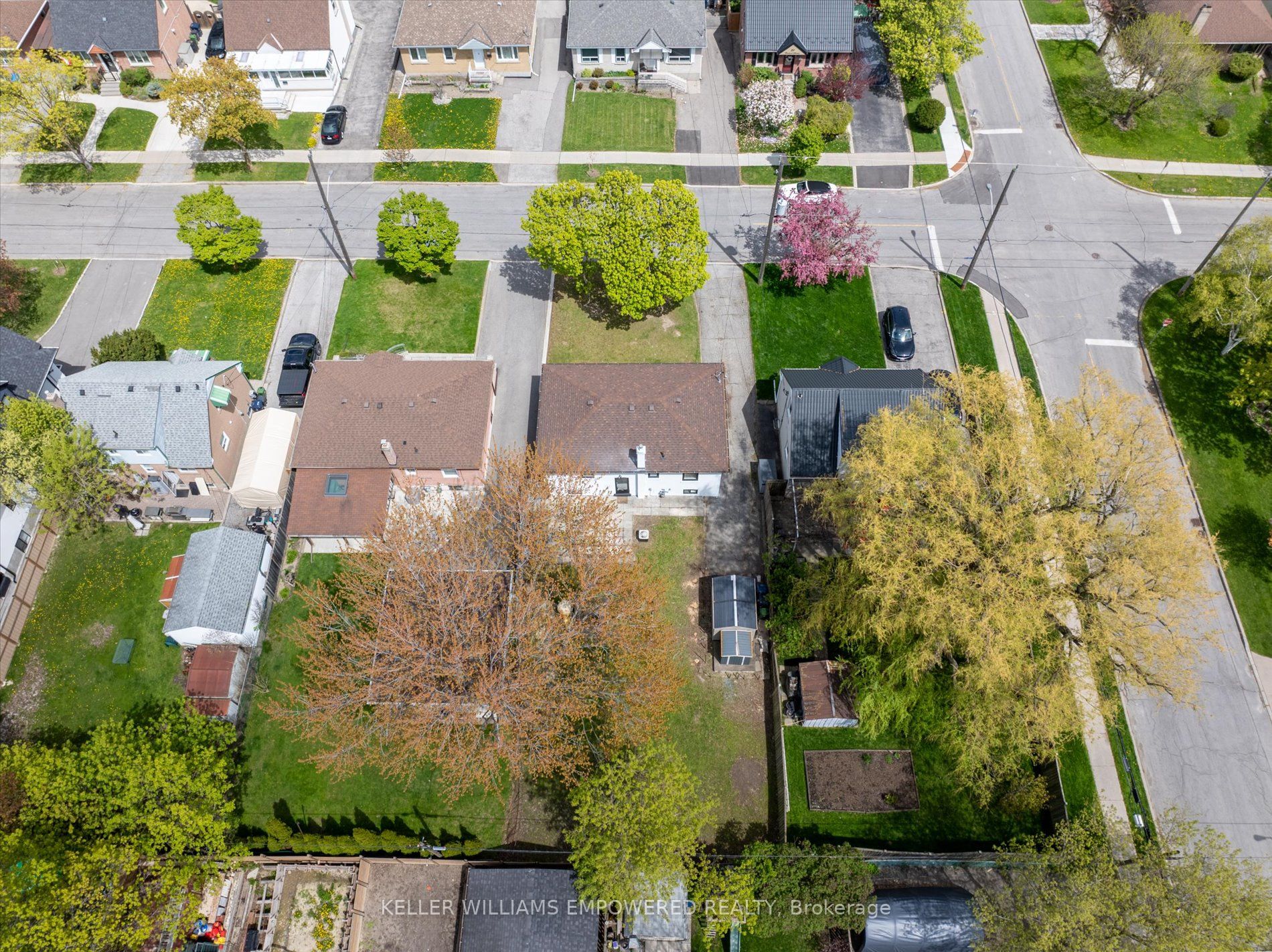 42 Deerhurst Avenue, Toronto, ON M9N 3A7 photo 3