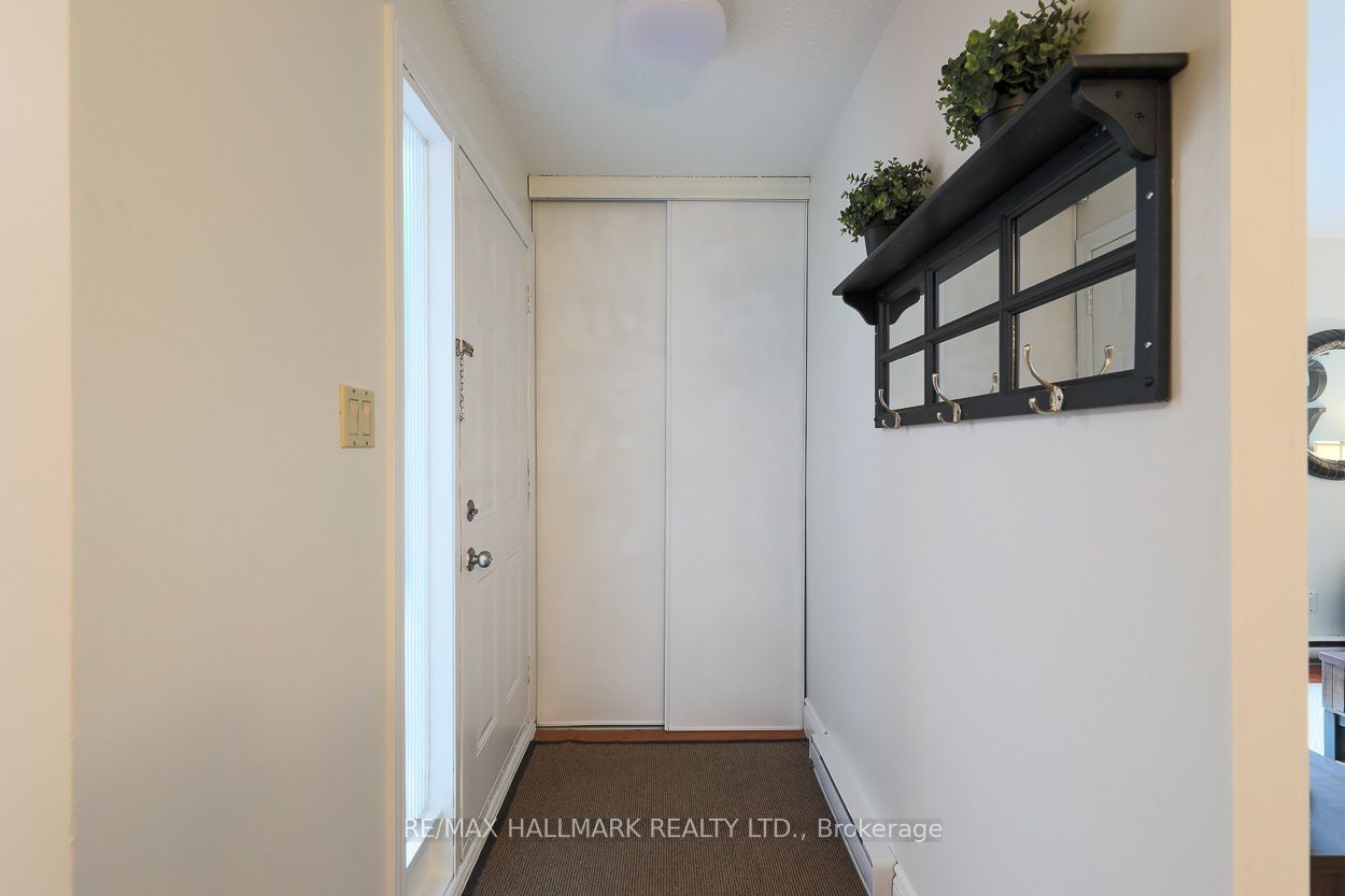 3060 Constitution Boulevard 264, Mississauga, ON L4Y 3X8 photo 3