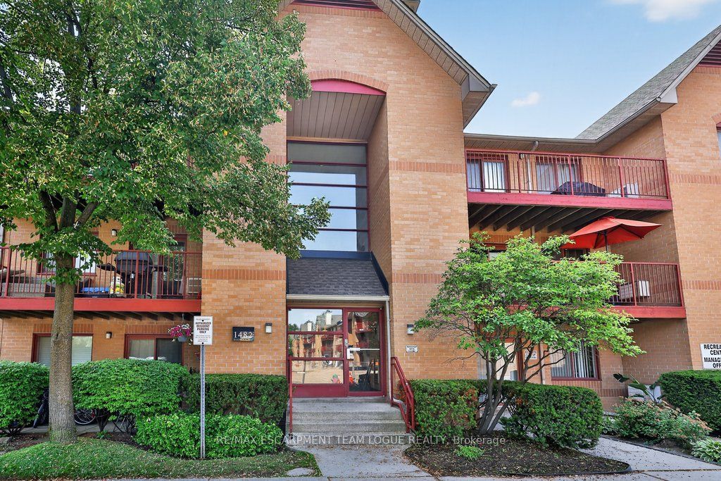 1482 Pilgrims Way 1531, Oakville, ON L6M 3G7