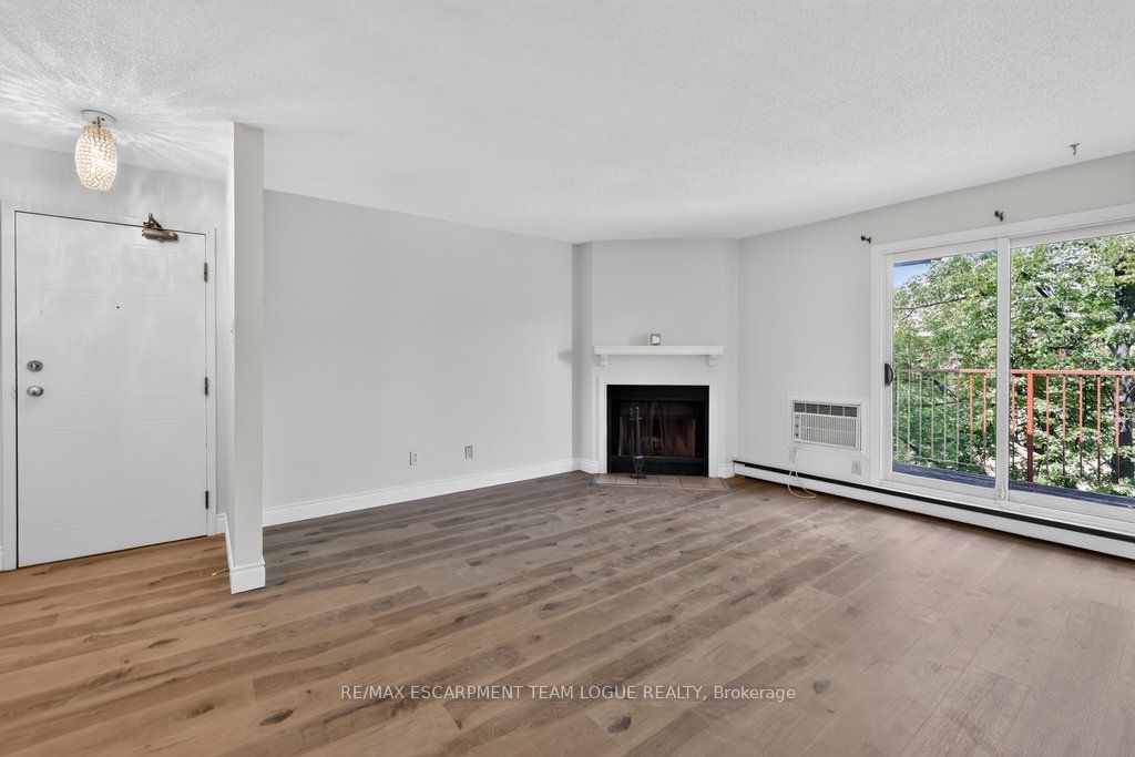 1482 Pilgrims Way 1531, Oakville, ON L6M 3G7 photo 3