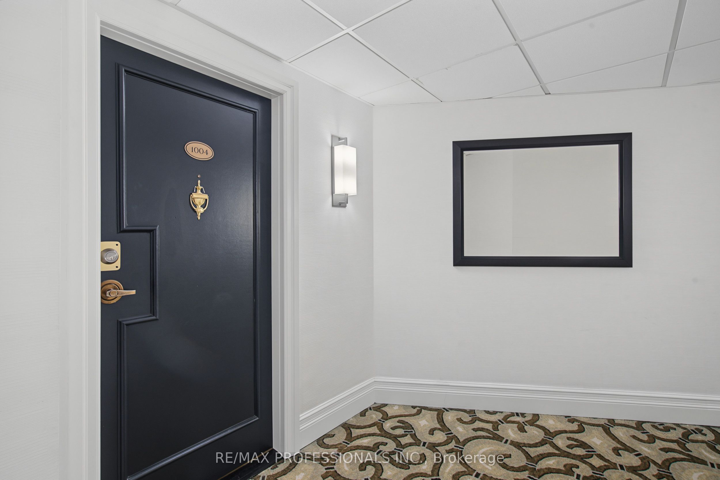 2010 Islington Avenue 1004, Toronto, ON M9P 3S8 photo 4