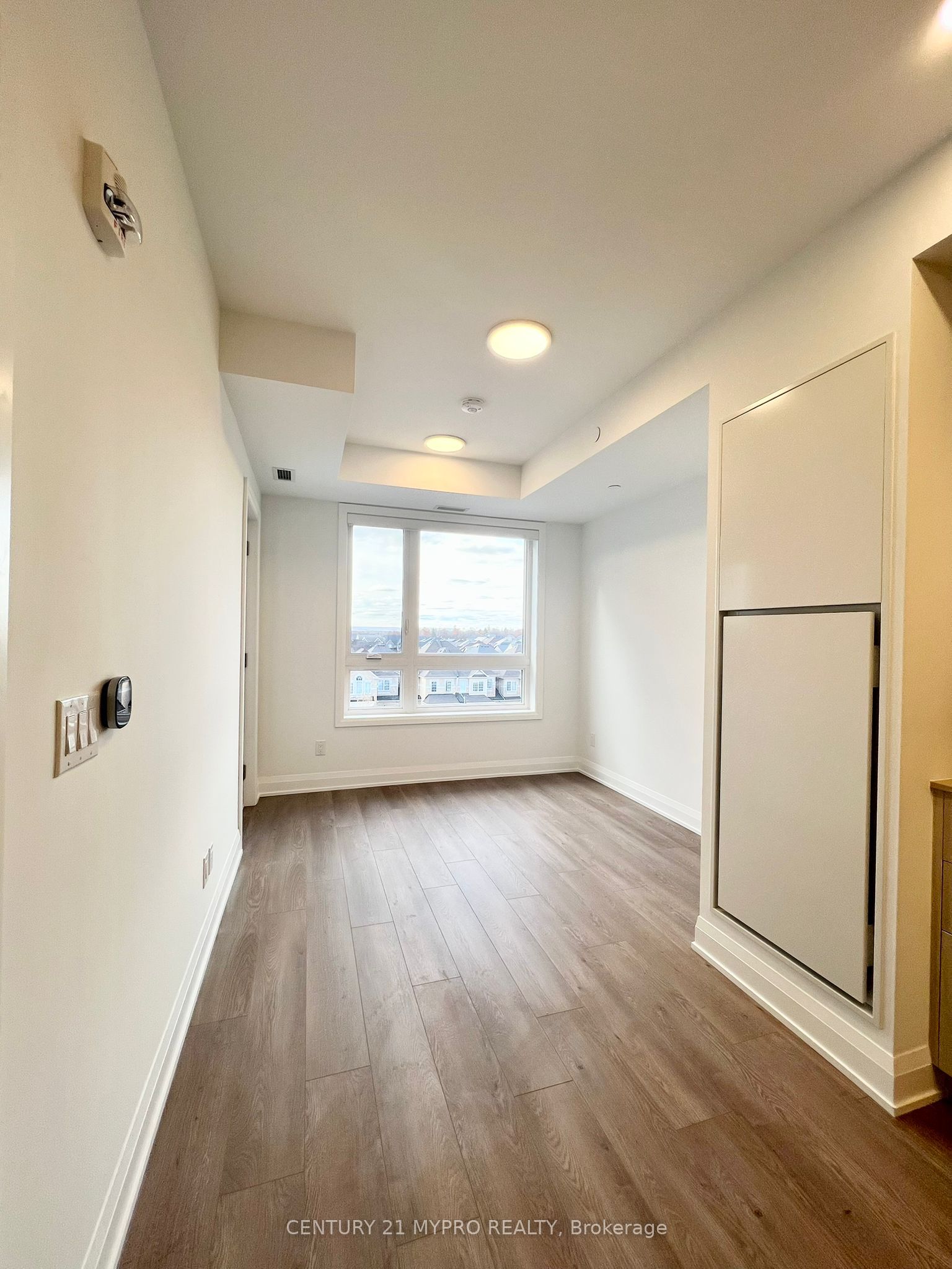 3250 Carding Mill Trail 402, Oakville, ON L6M 1L3 photo 3