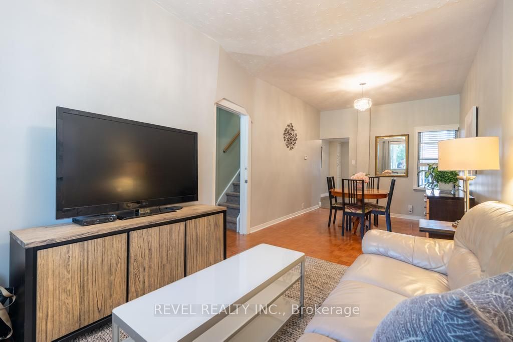 255 Franklin Avenue, Toronto, ON M6P 3Z4 photo 3