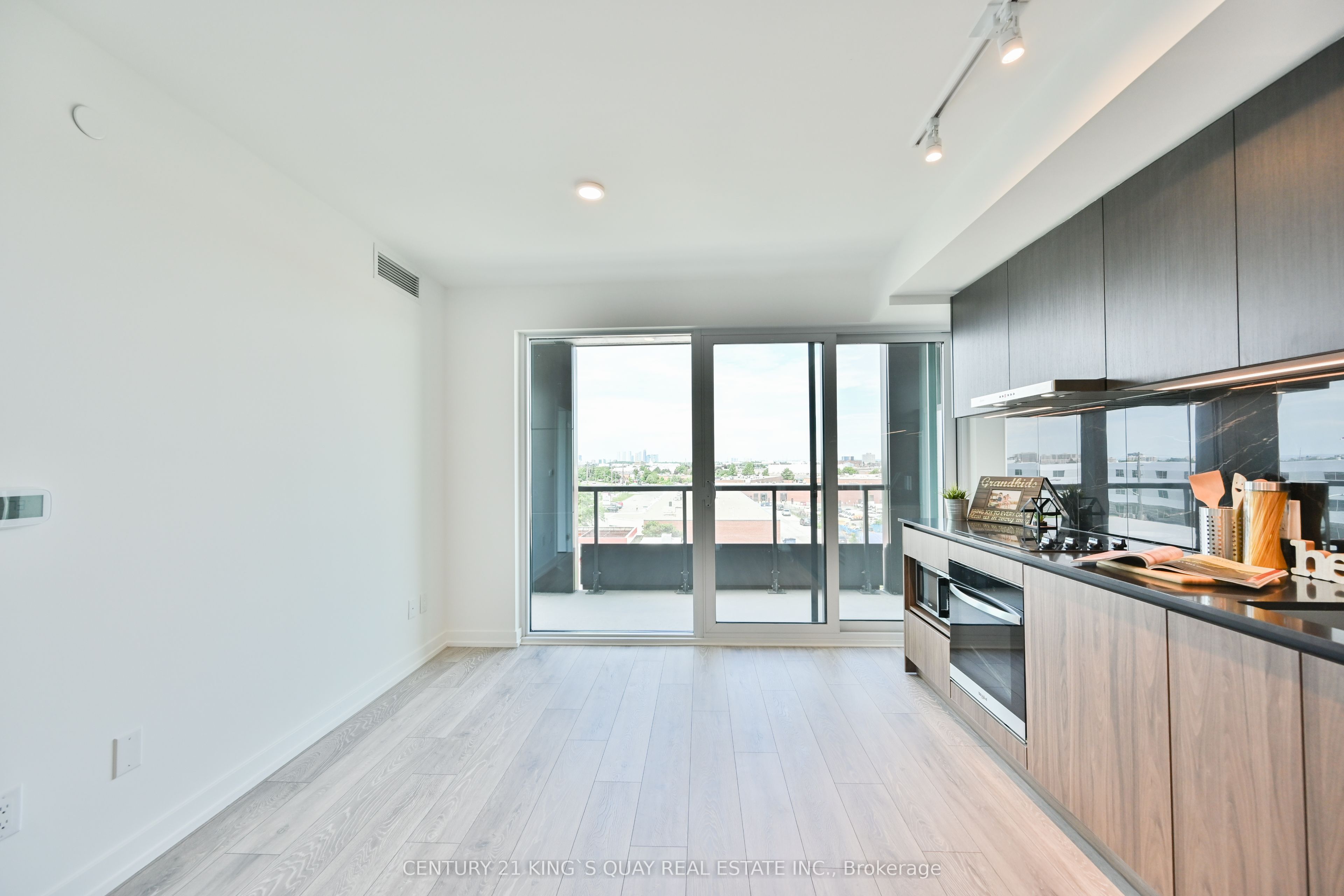 1100 Sheppard Avenue W 628, Toronto, ON M3J 0H1 photo 4