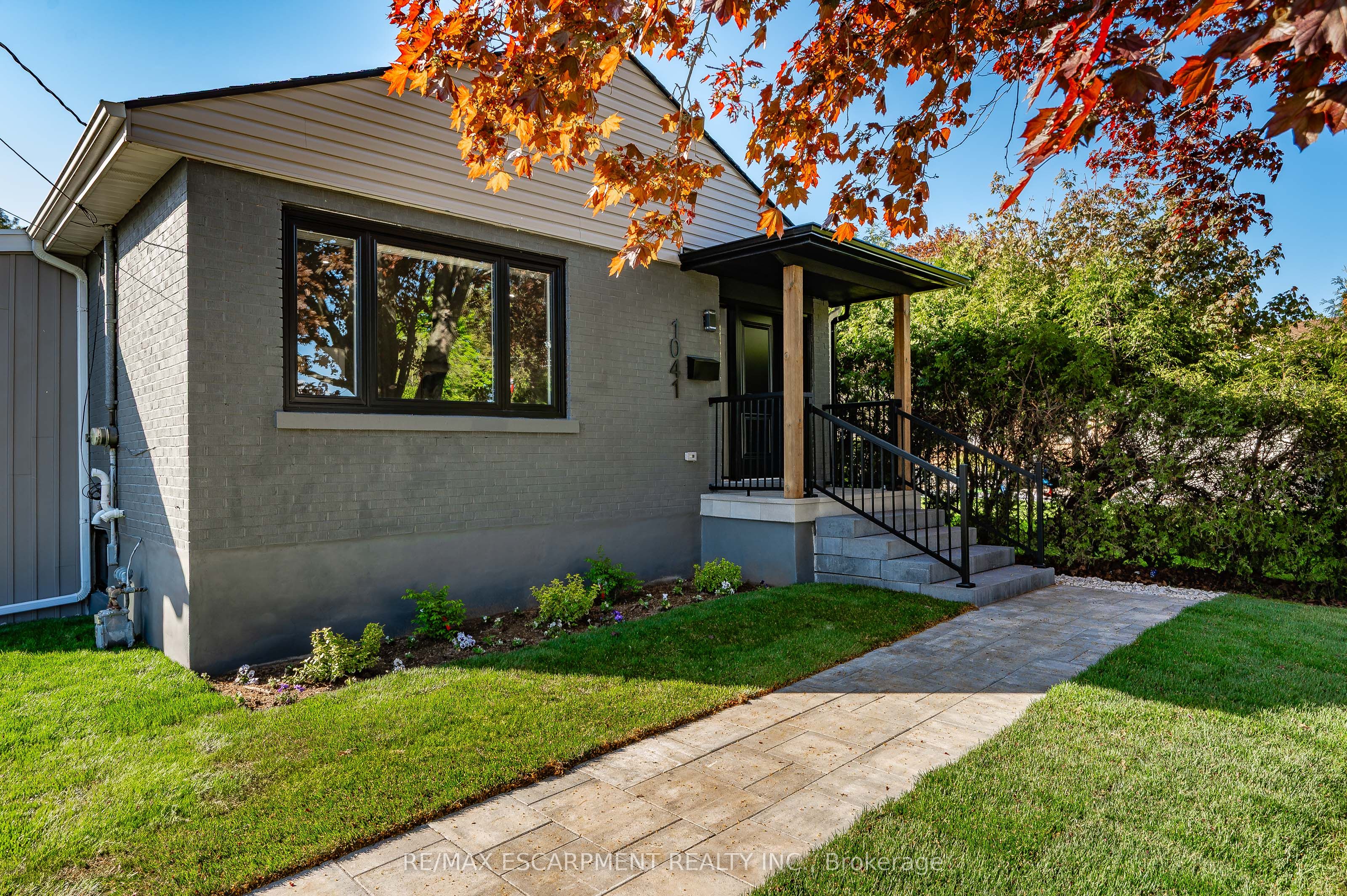 1041 Shepherd's Drive, Burlington, ON L7T 3R4 photo 5