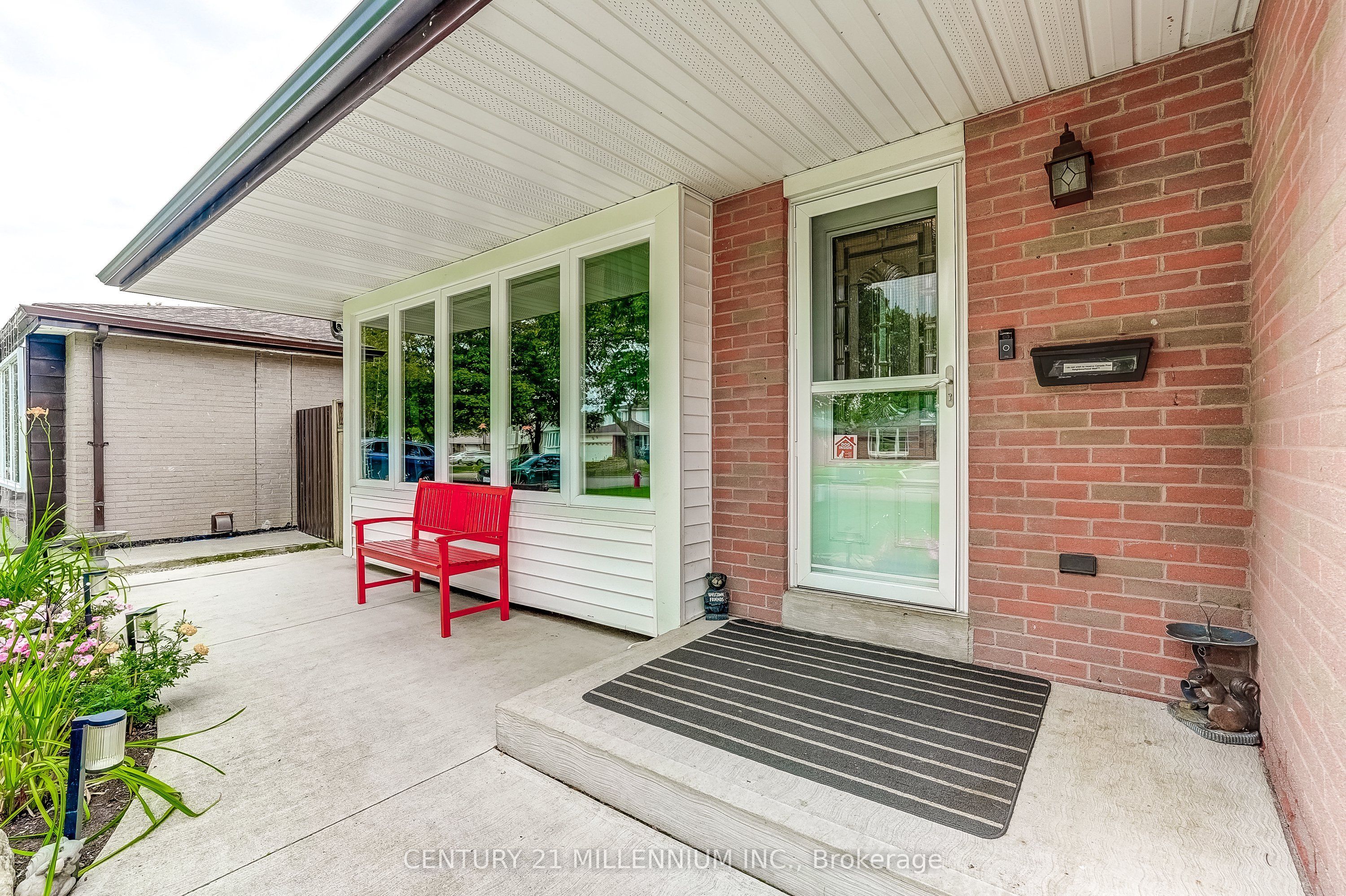 72 Glebe Crescent, Brampton, ON L6S 1G1 photo 5
