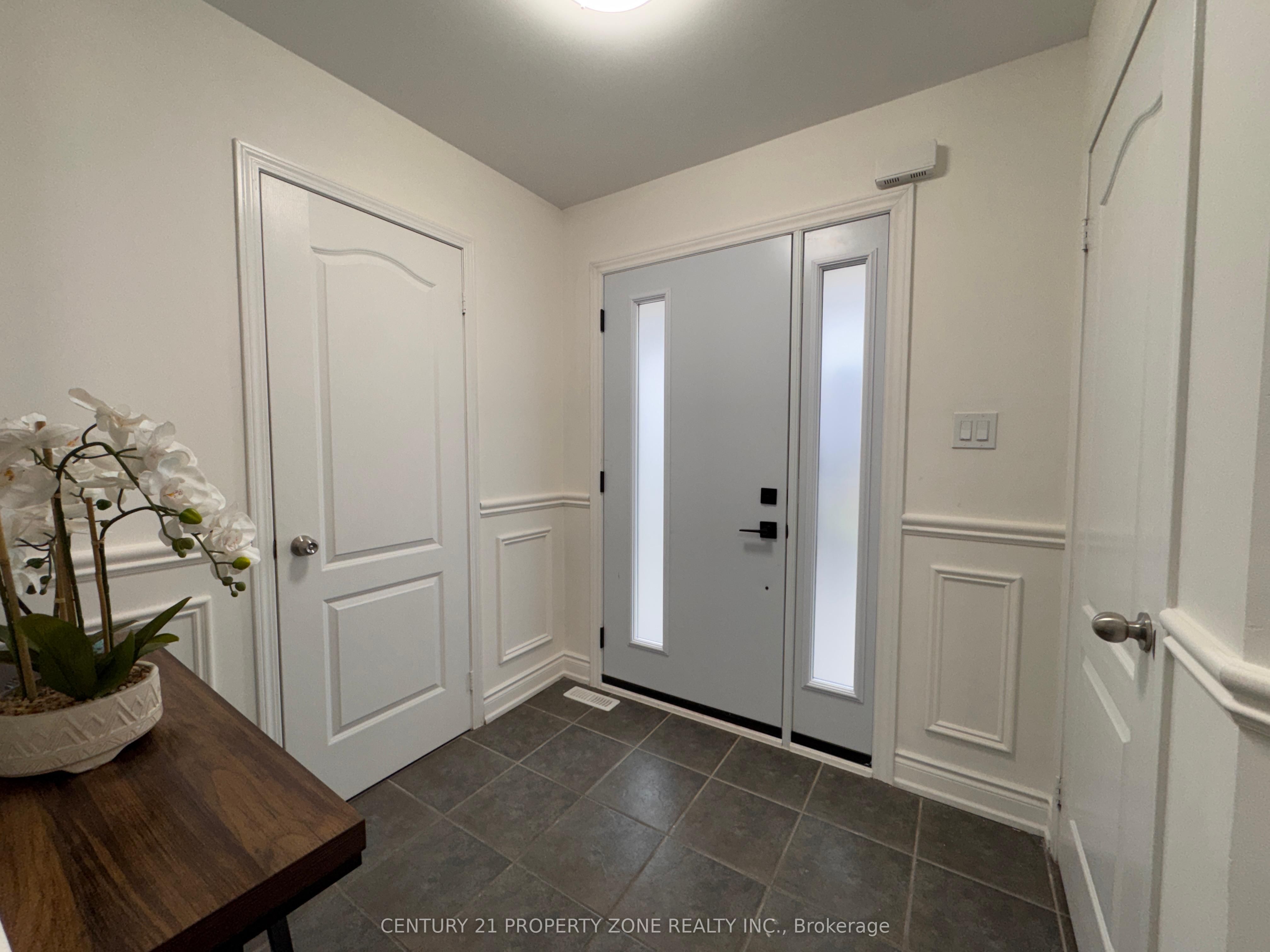84 Tideland Drive, Brampton, ON L7A 2W1 photo 4