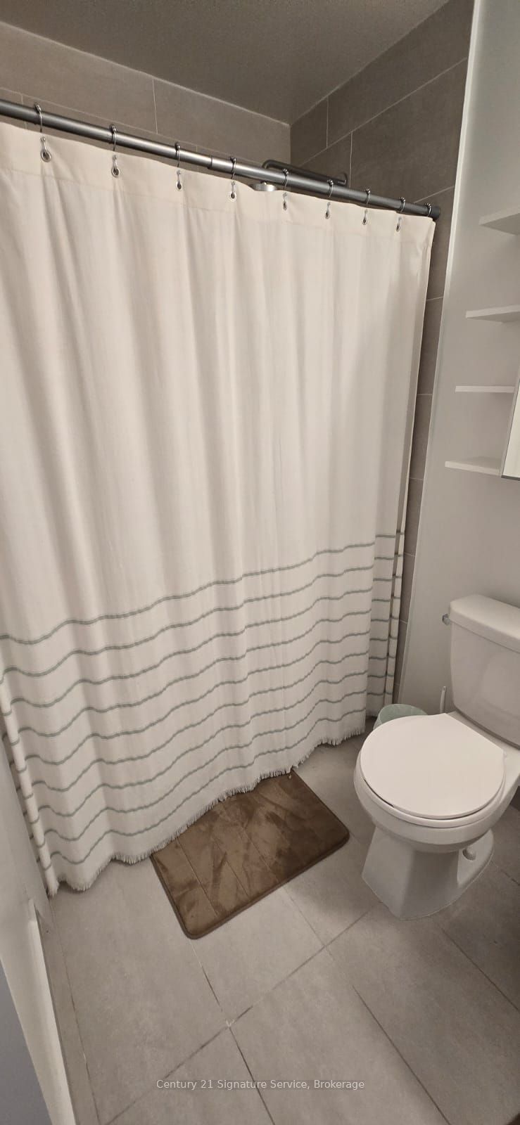 2520 Eglinton Avenue W 307, Mississauga, ON L5M 0Y2 photo 5