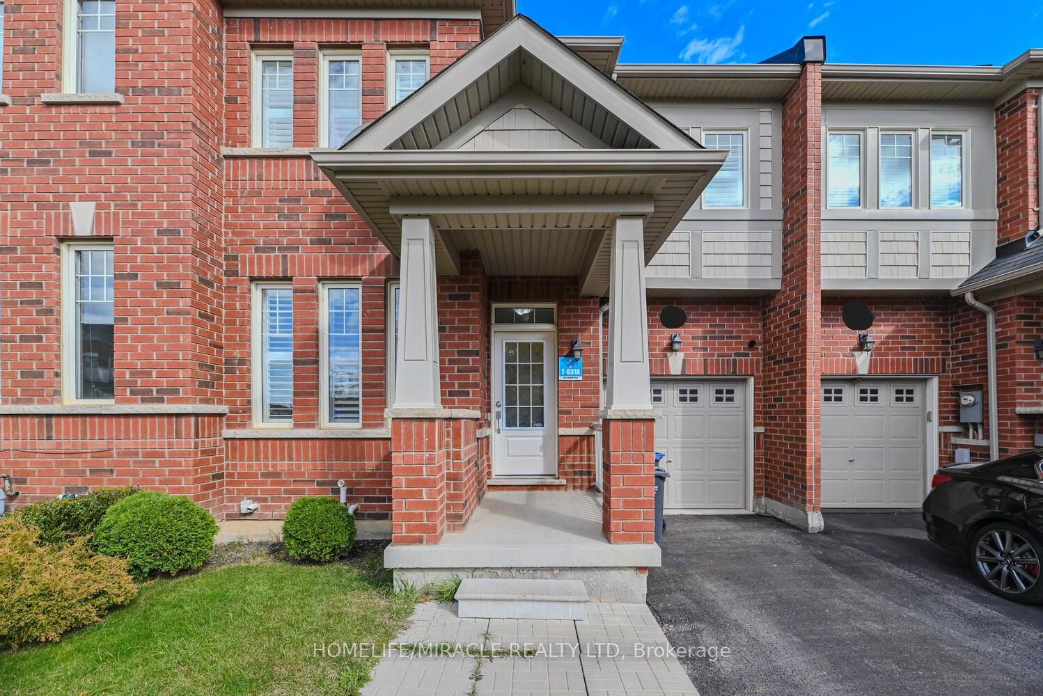105 Sky Harbour Drive, Brampton, ON L6Y 0C1