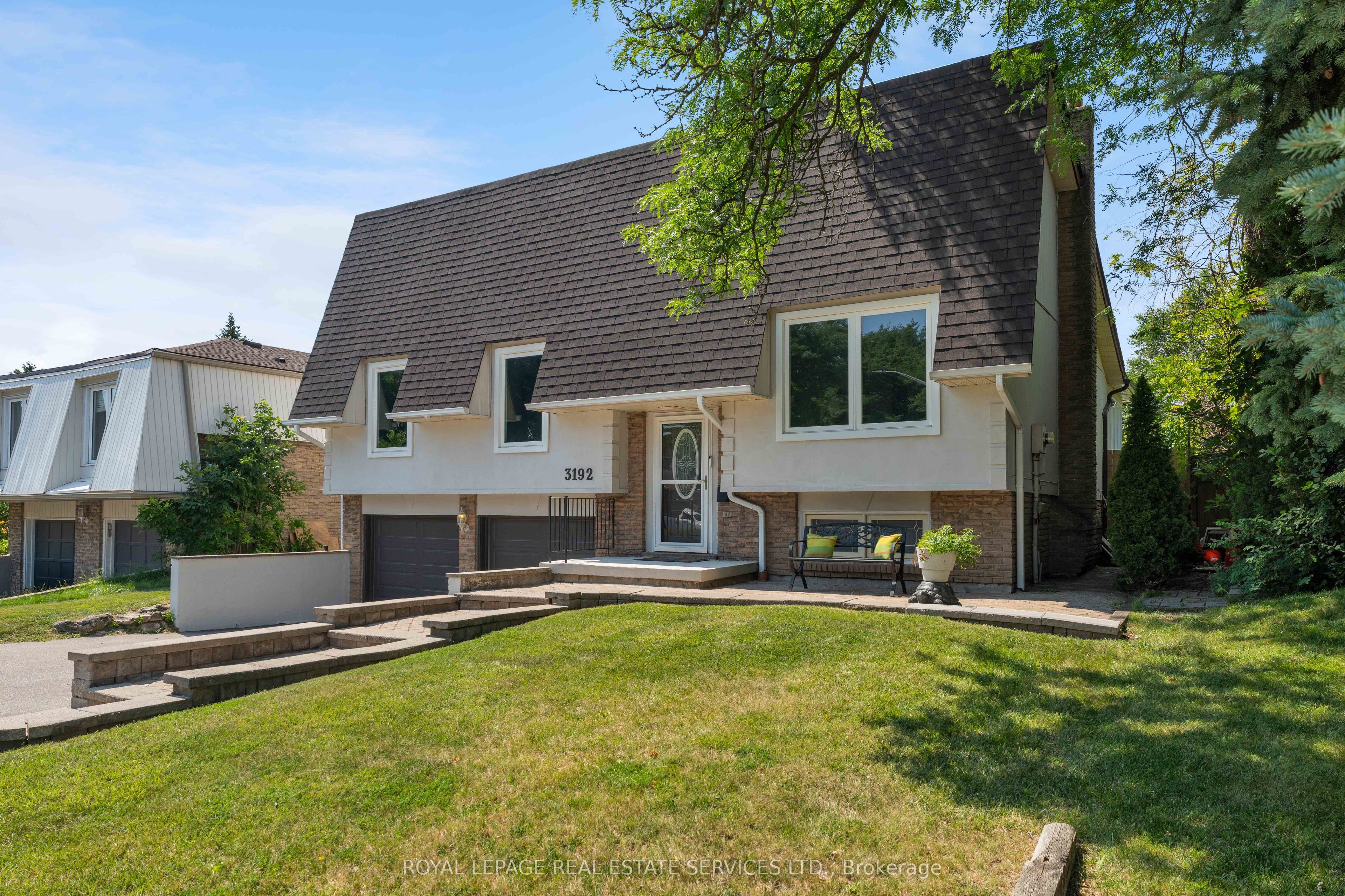 3192 Windwood Drive, Mississauga, ON L5N 2N5 photo 2