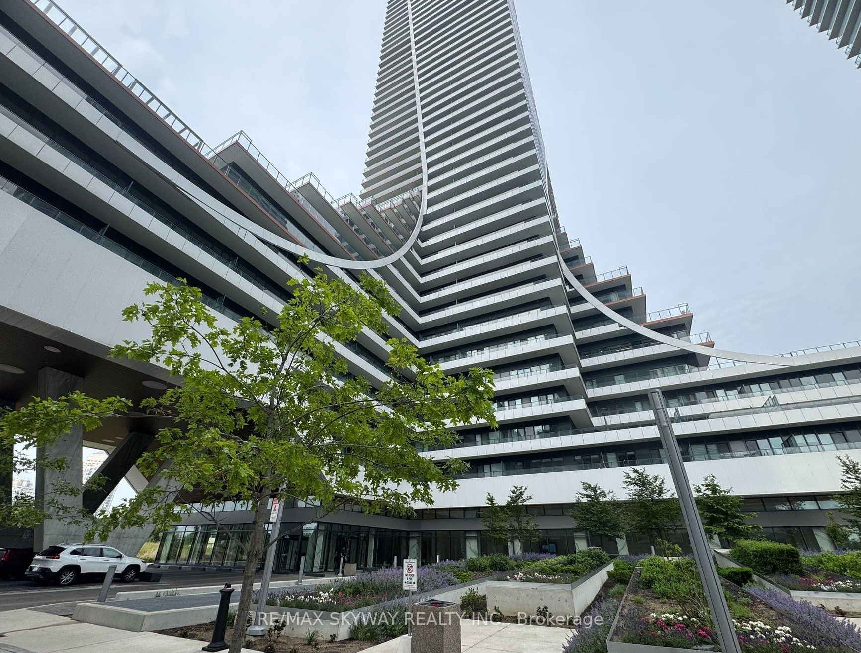 30 Shore Breeze Drive 4511, Toronto, ON M8V 0J1 photo 3