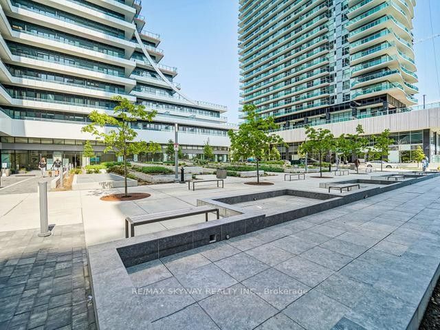 30 Shore Breeze Drive 4511, Toronto, ON M8V 0J1 photo 4