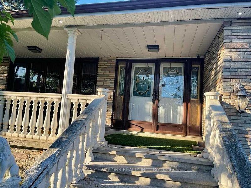 13869 Airport Road, Caledon, ON L7C 2X6 photo 2