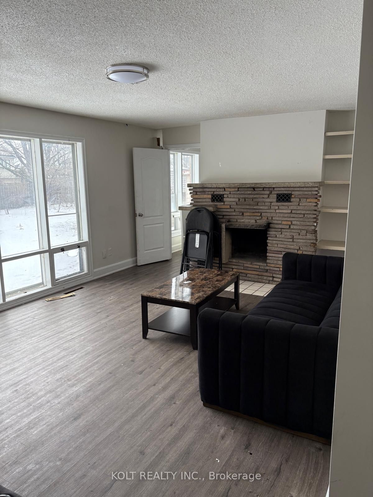 12084 Hurontario Street, Brampton, ON L7A 1E6 photo 2