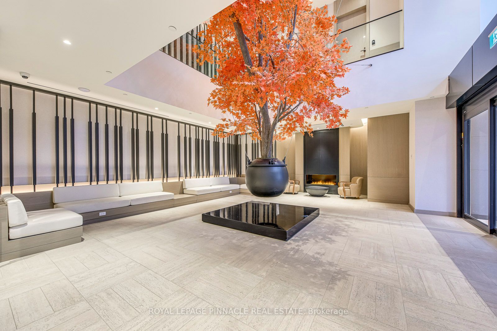 4015 The Exchange Road 1504, Mississauga, ON L5B 0N9 photo 4
