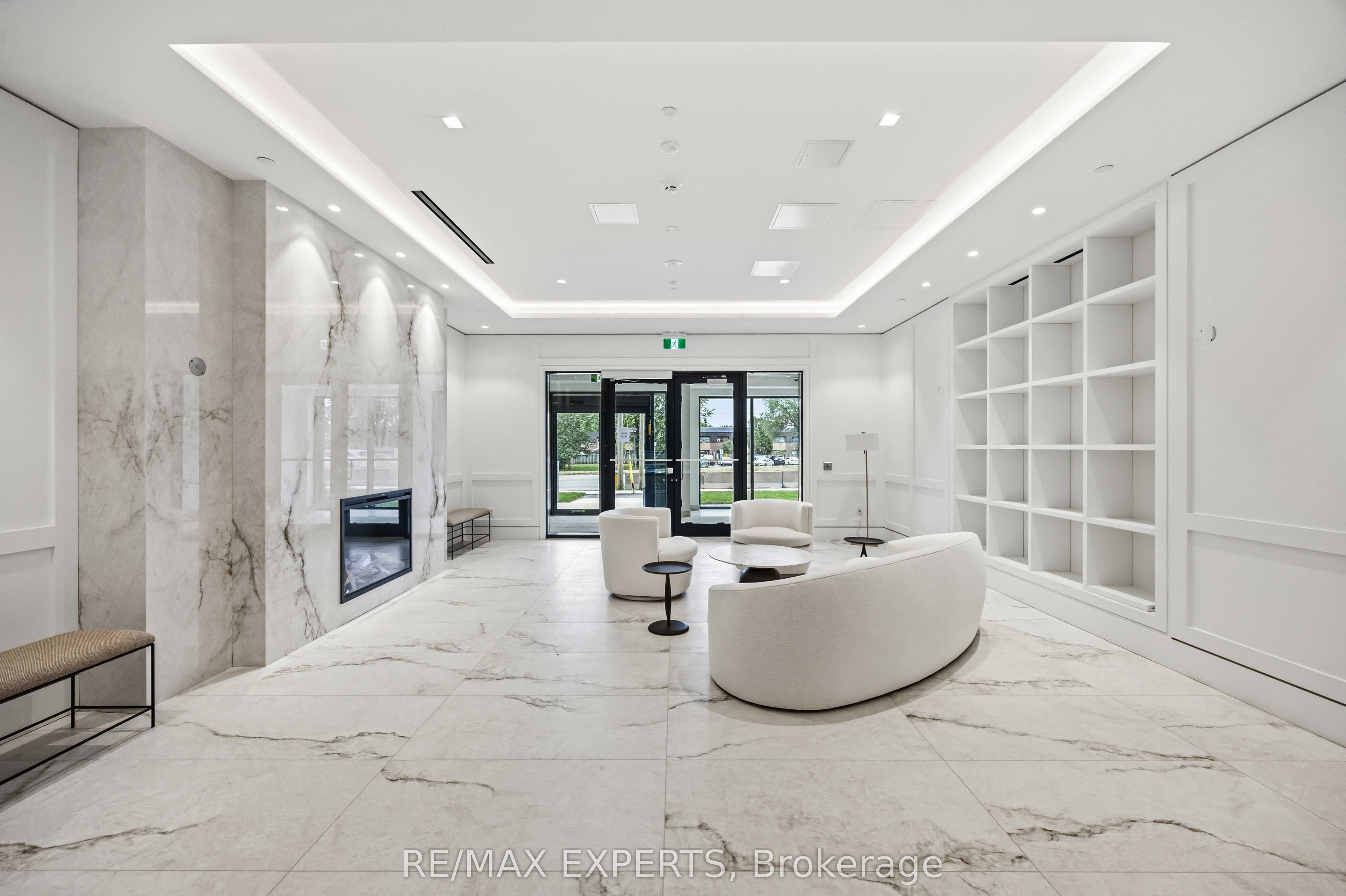 4010 Eglinton Avenue W 320, Toronto, ON M9P 1A6 photo 3