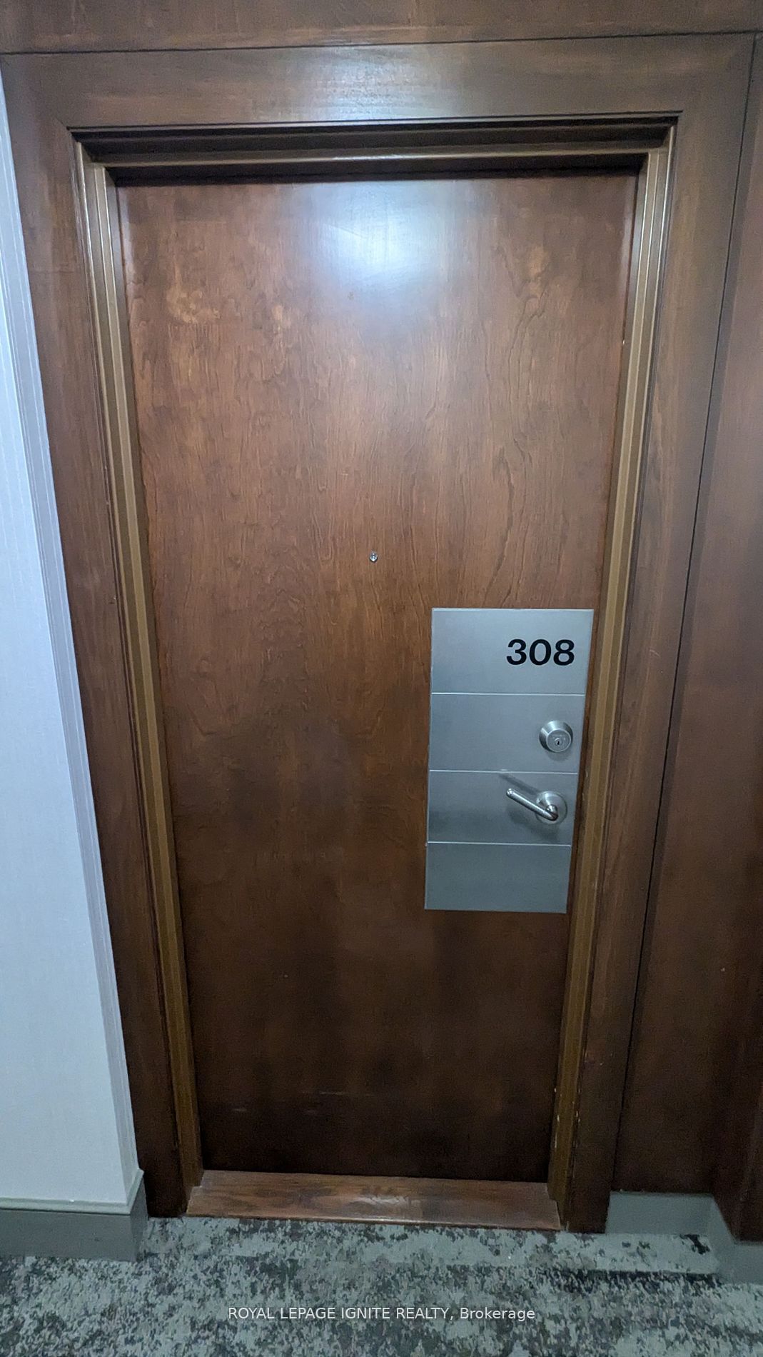 310 Burnhamthorpe Road W 308, Mississauga, ON L5B 4P9 photo 5