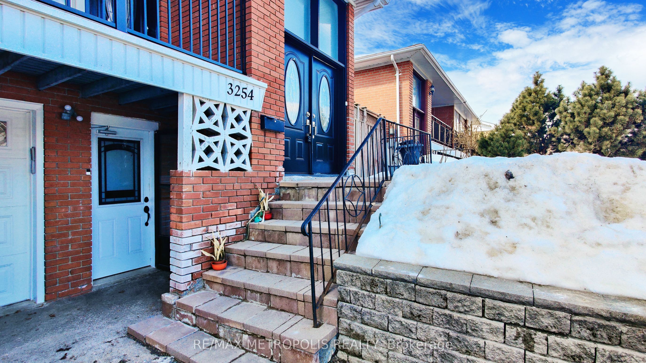 3254 Fieldgate Drive Upper, Mississauga, ON L4X 2H7 photo 4