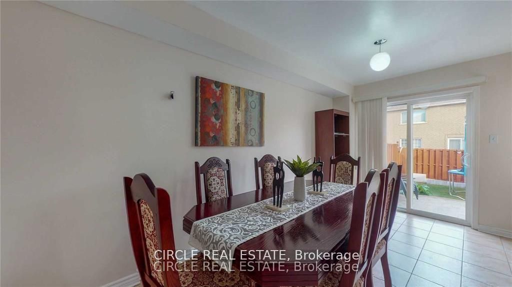 27 belinda Drive, Brampton, ON L7A 2W6 photo 4