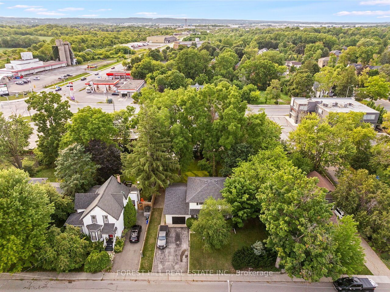29 Mary Street, Milton, ON L9T 1L6 photo 2