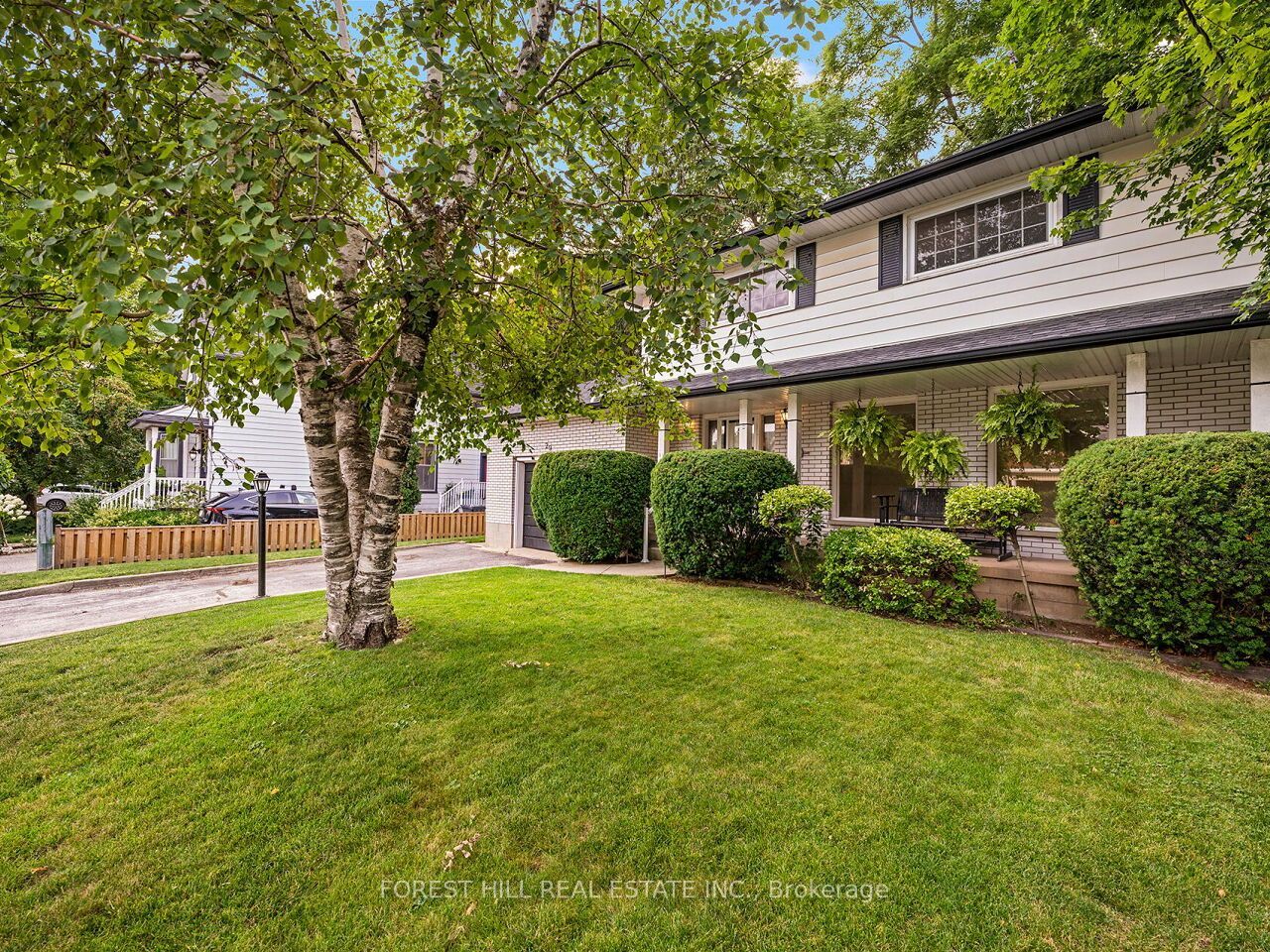 29 Mary Street, Milton, ON L9T 1L6 photo 4