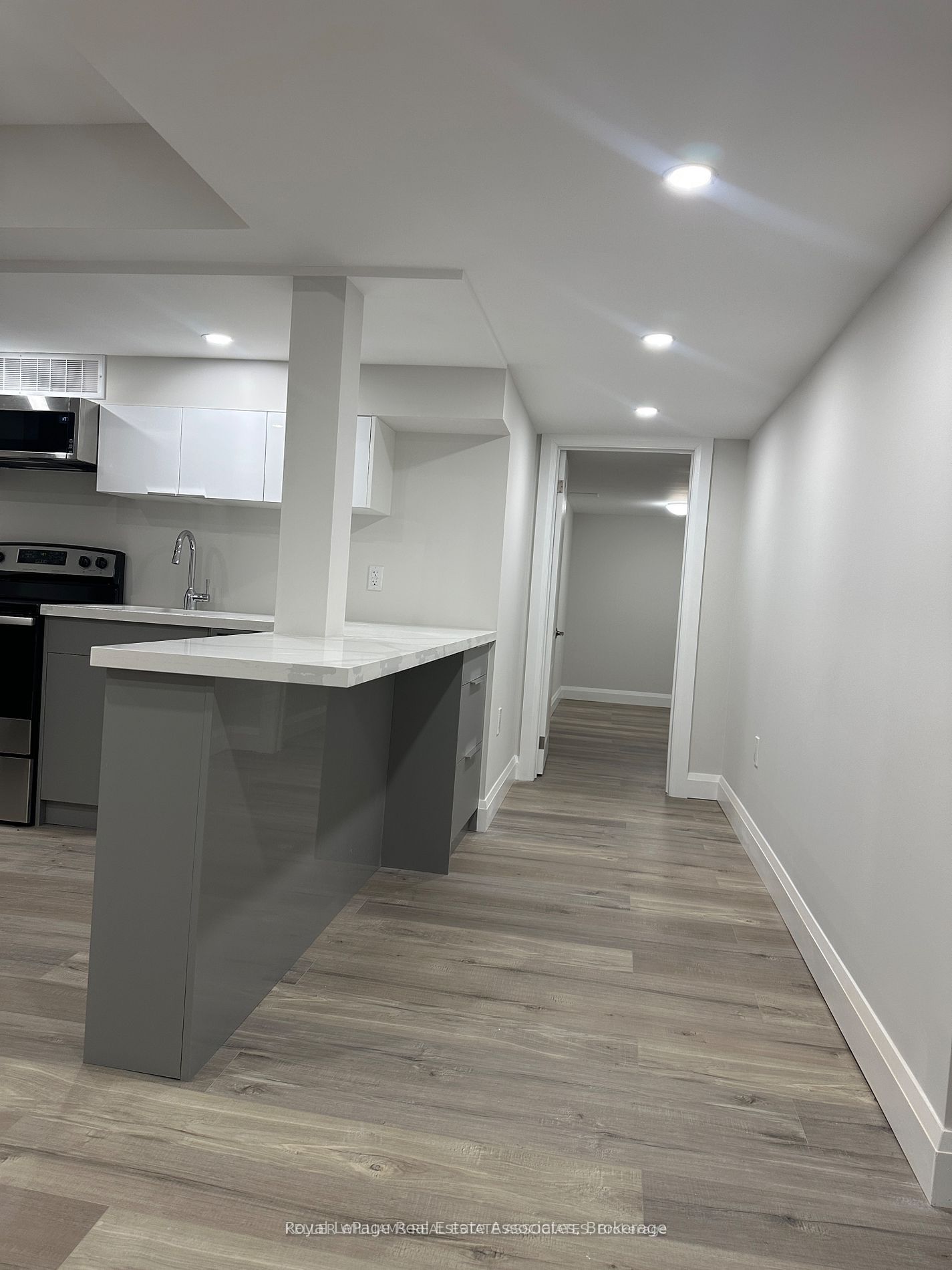 24 Hubbell Road, Brampton, ON L6Y 2A5 photo 5
