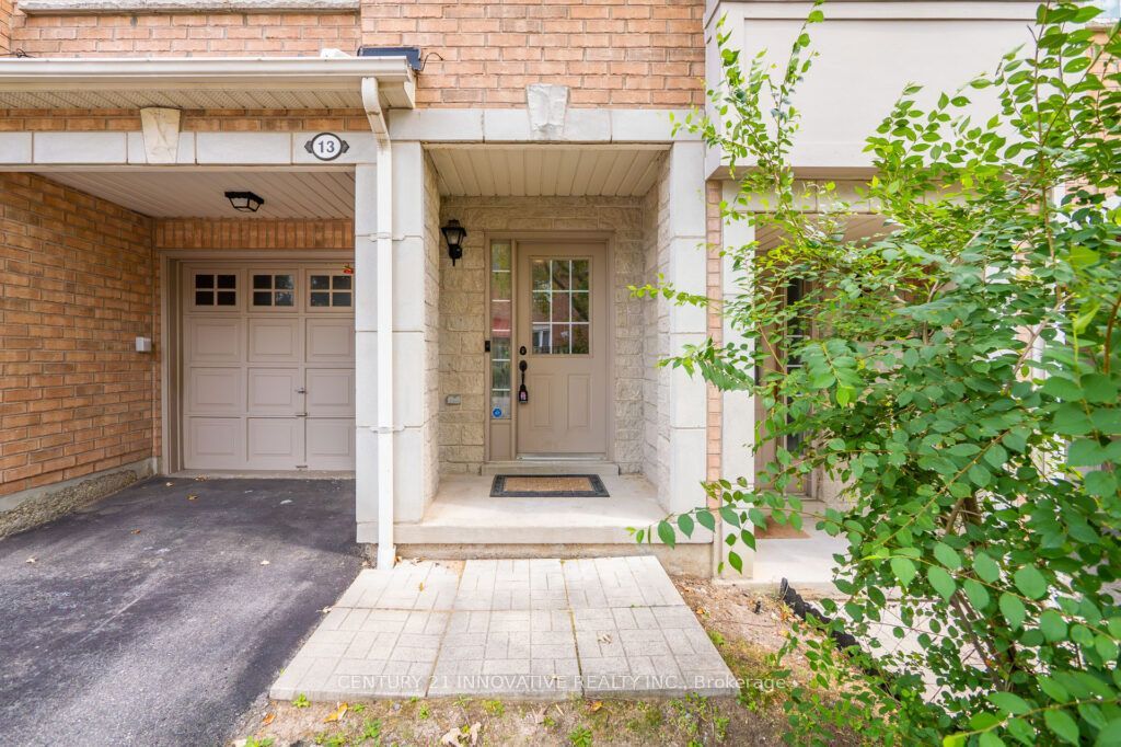 3071 Treadwells Drive 13, Mississauga, ON L4X 0A1 photo 3