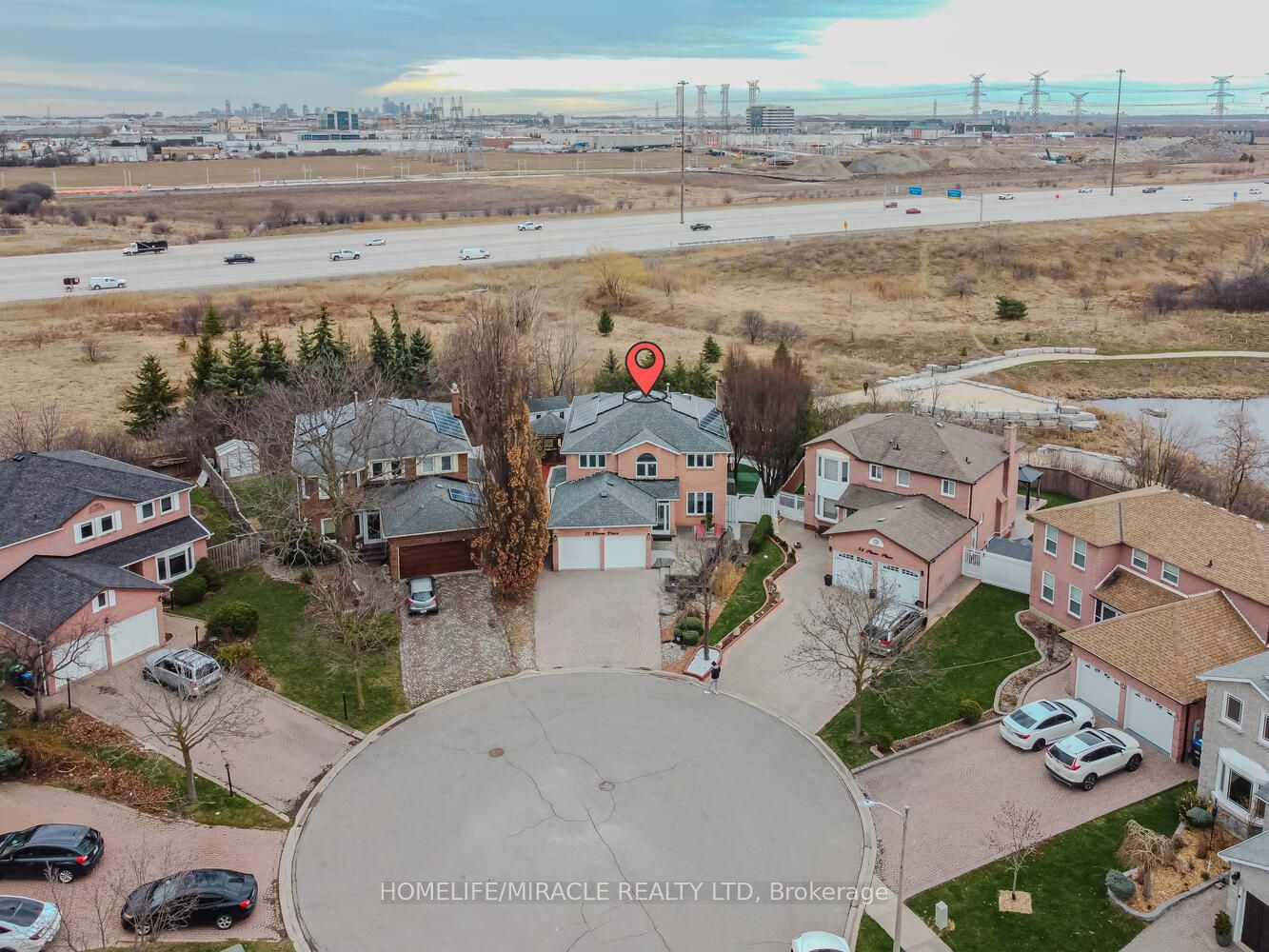 32 Plover Place, Brampton, ON L6W 4C4 photo 2
