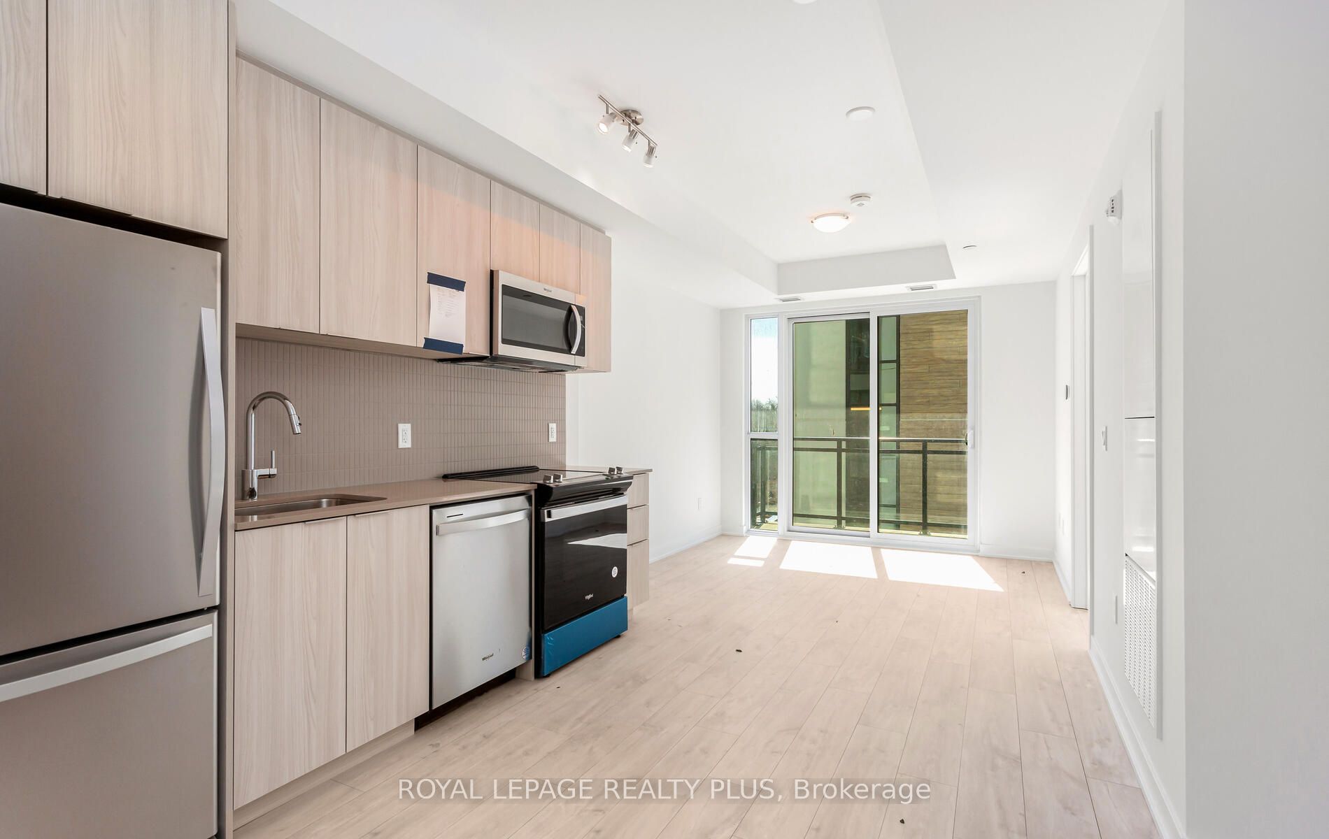 760 Whitlock Avenue 303, Milton, ON L9E 2B3 photo 3