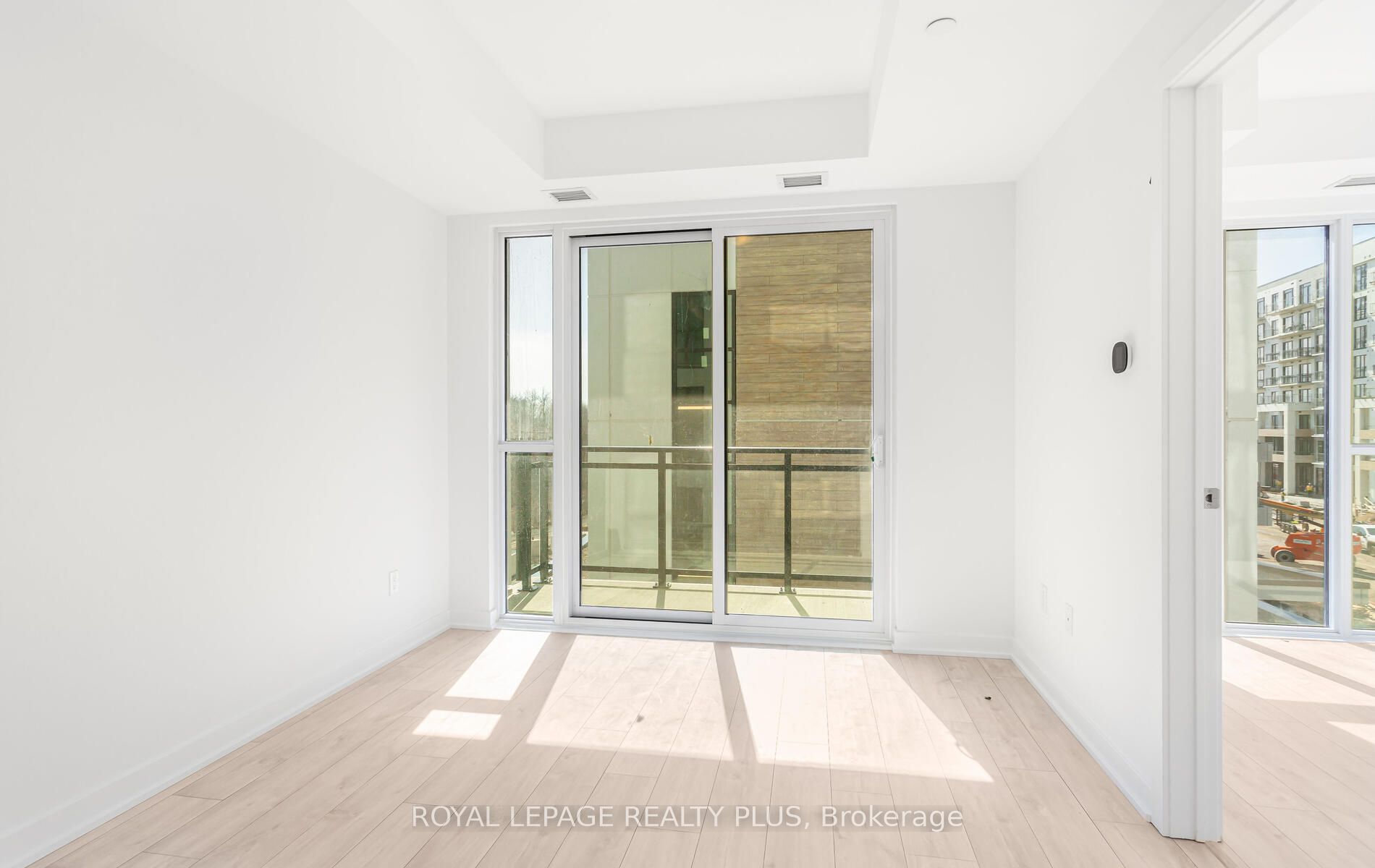 760 Whitlock Avenue 303, Milton, ON L9E 2B3 photo 4