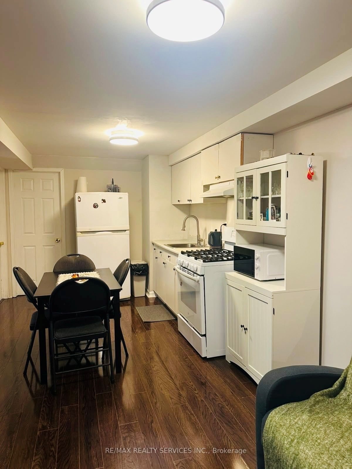 3398 Crimson King Circle Basement, Mississauga, ON L5N 8M9 photo 5