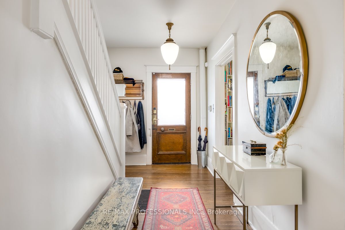 1381 Lansdowne Avenue, Toronto, ON M6H 3Z9 photo 5