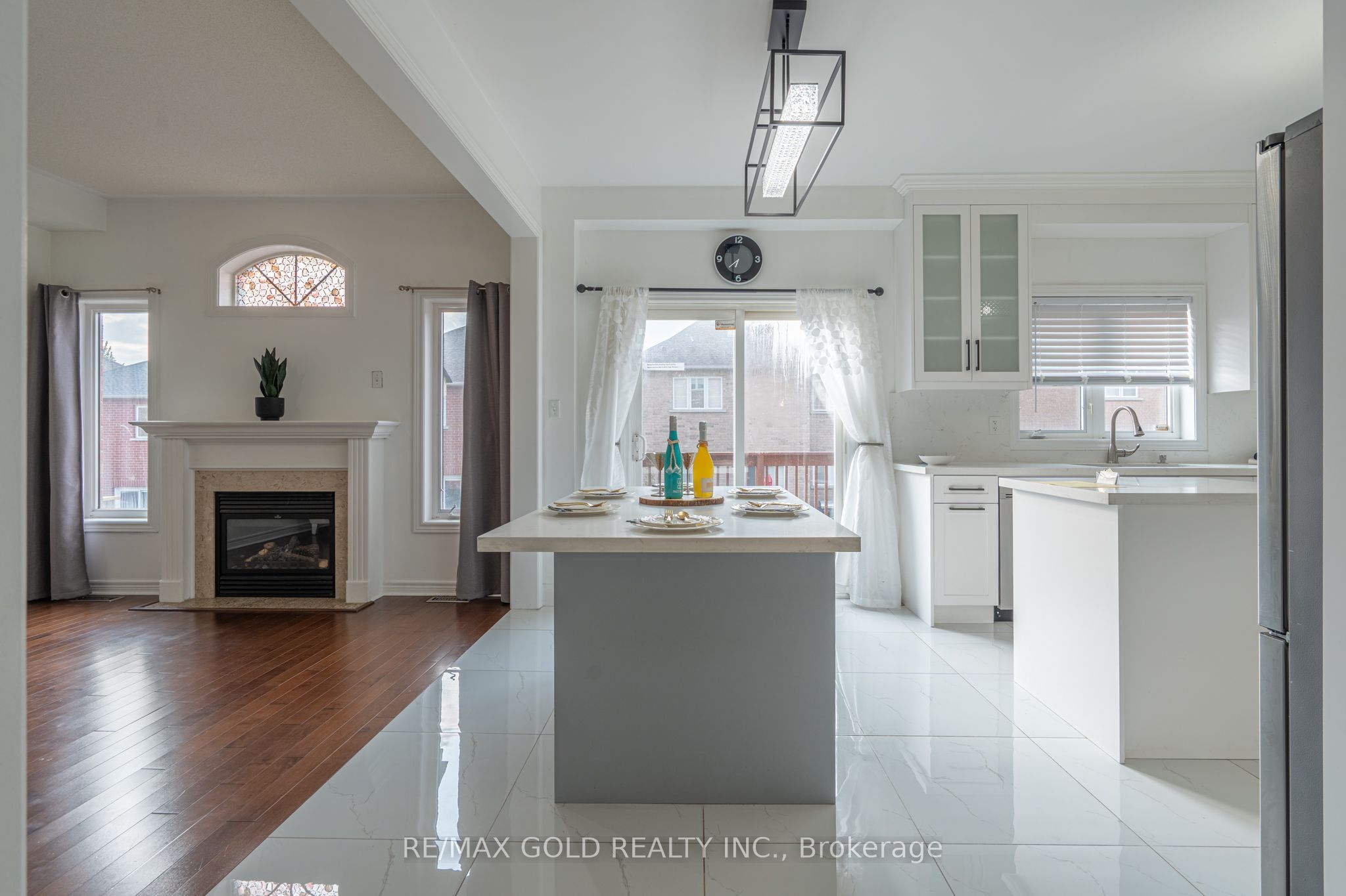 25 Oblate Crescent, Brampton, ON L6Y 0K2 photo 5