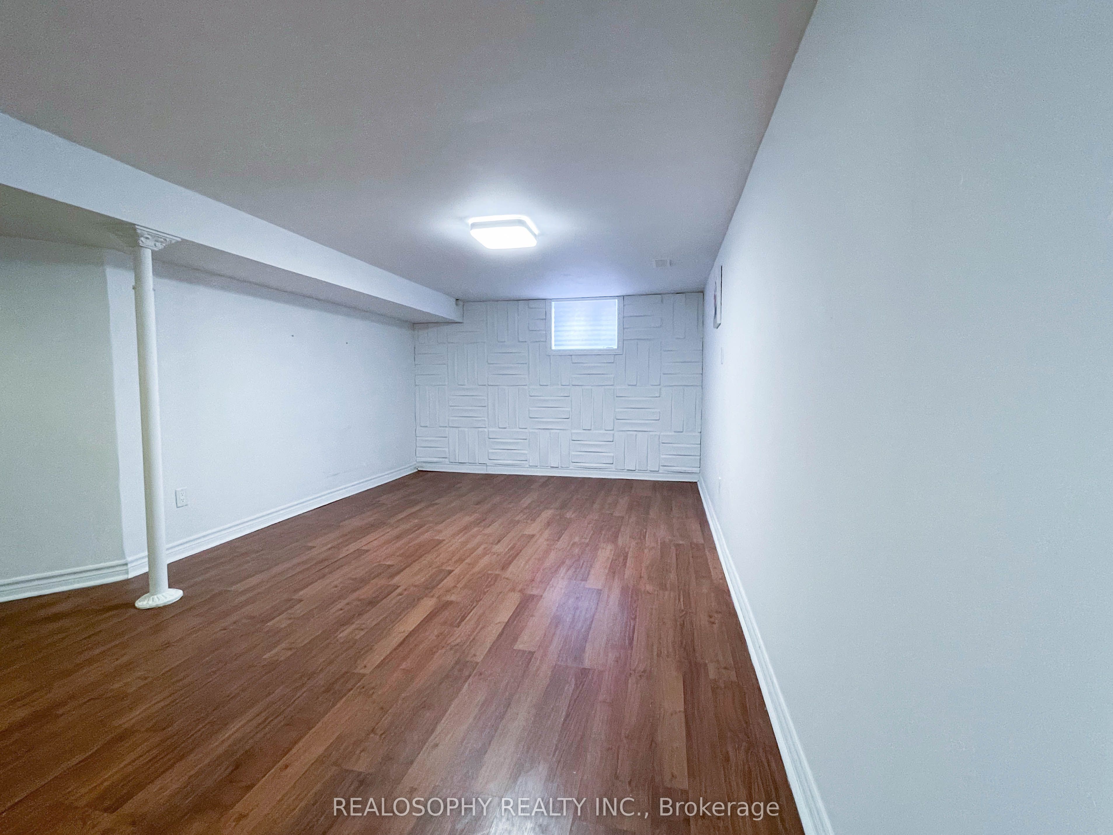 95 Royal York Road BSMT, Toronto, ON M8V 2T9 photo 4