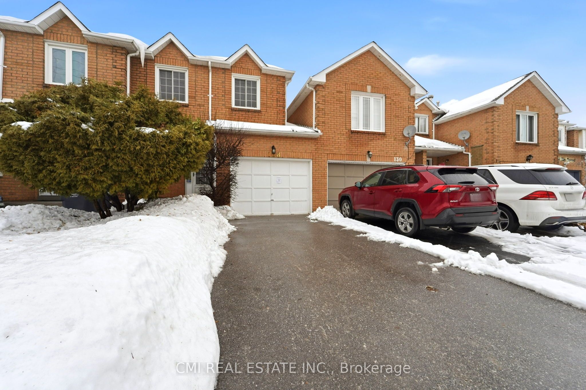 128 Toba Crescent, Brampton, ON L6Z 4R9 photo 3