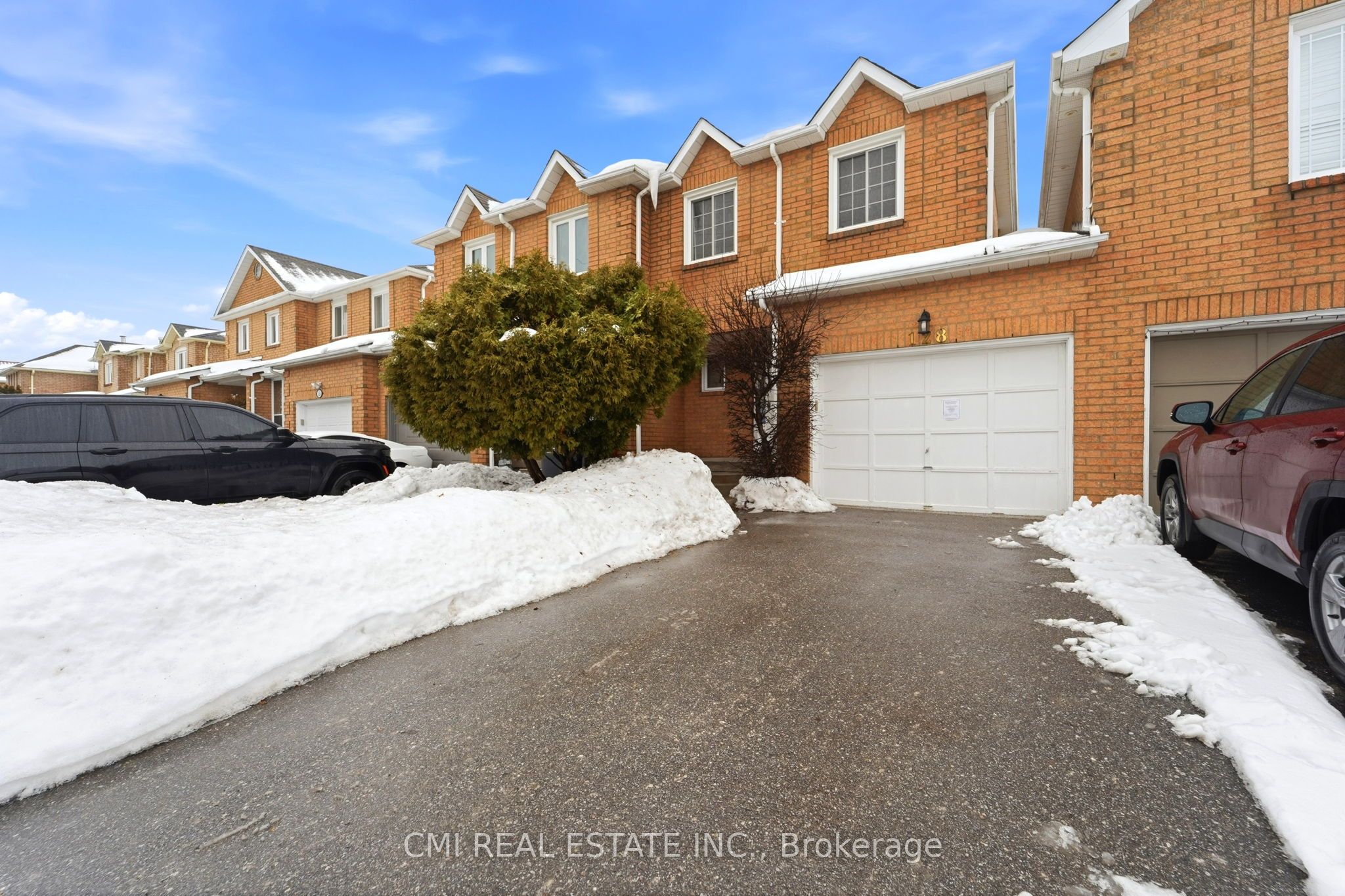 128 Toba Crescent, Brampton, ON L6Z 4R9 photo 4