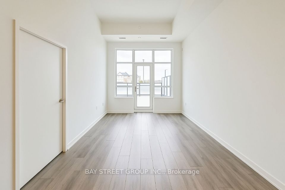 395 Dundas Street W 130, Oakville, ON L6M 5R8 photo 3