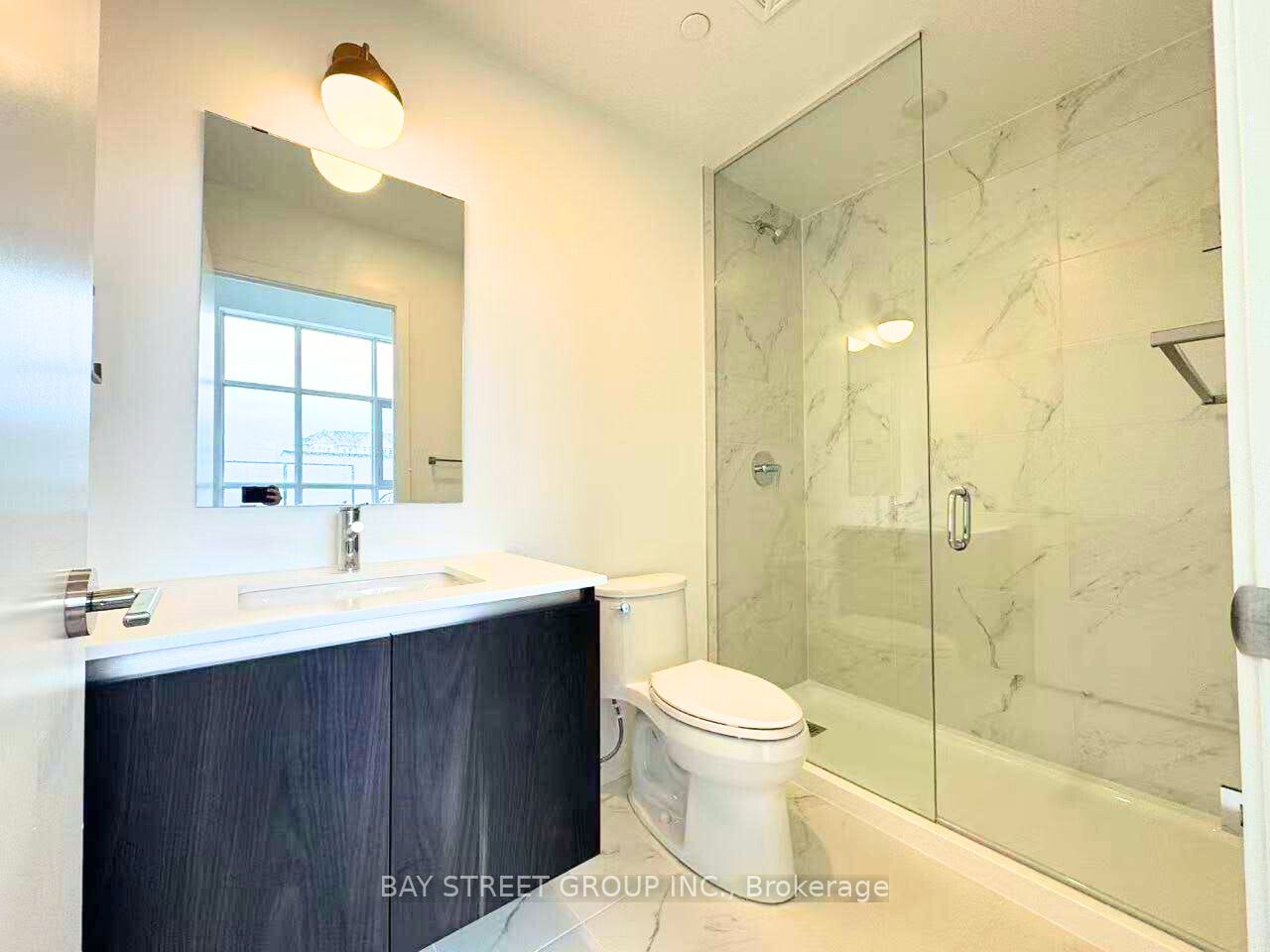 395 Dundas Street W 130, Oakville, ON L6M 5R8 photo 4