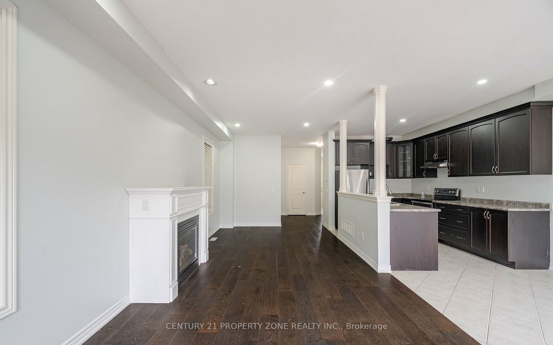 6 Dufay Road, Brampton, ON L7A 0B5 photo 4