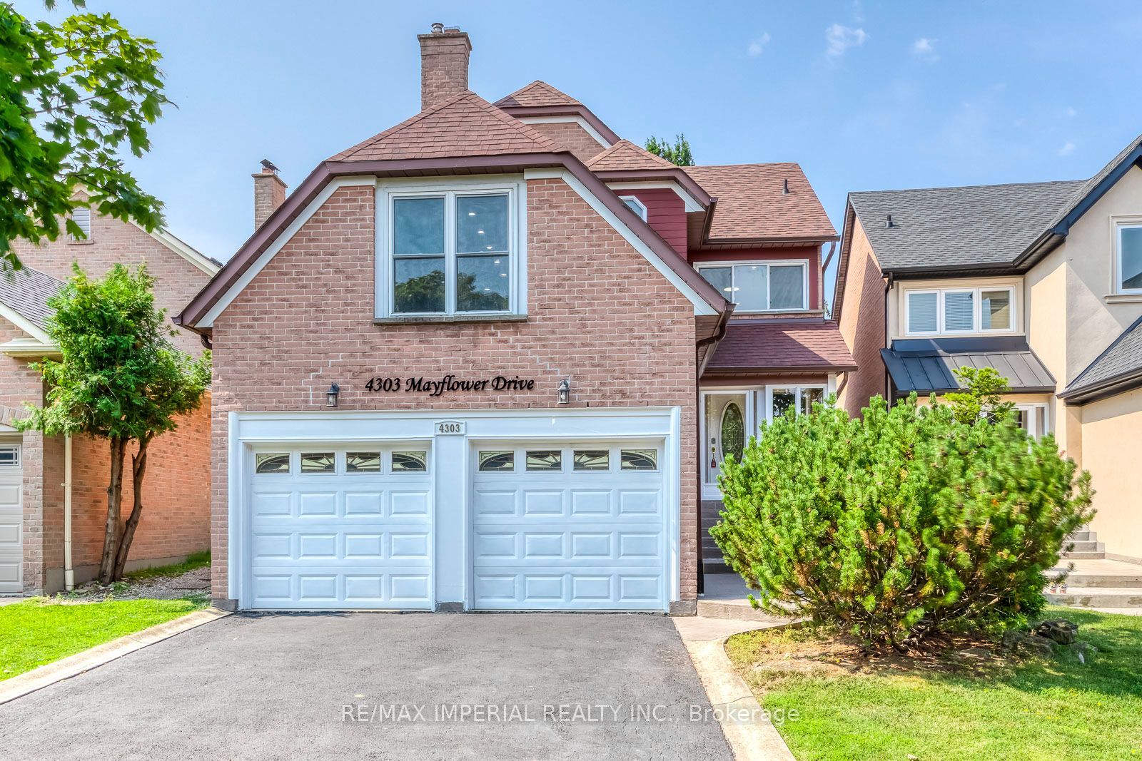 4303 Mayflower Drive, Mississauga, ON L5R 1T7 photo 2